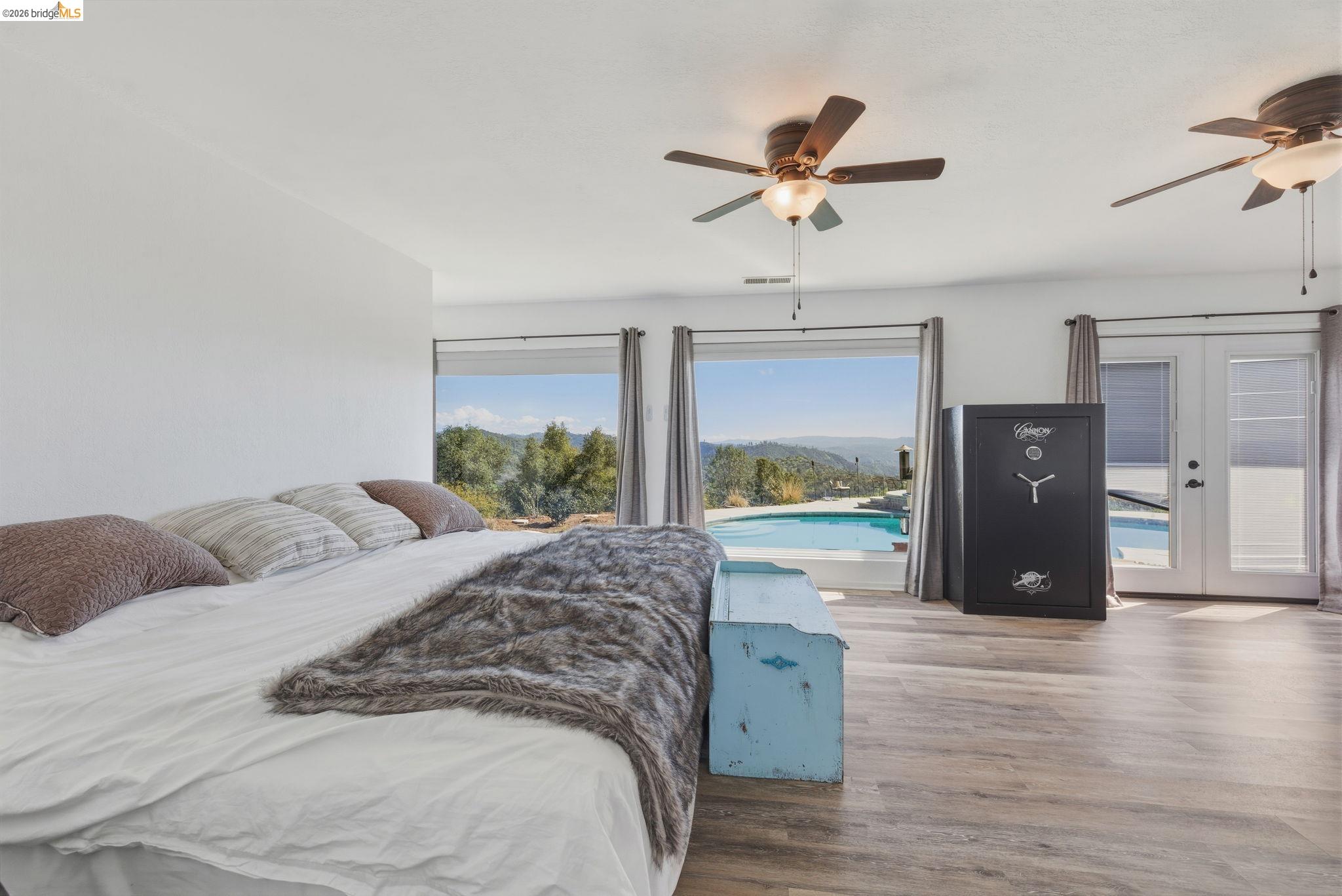 Detail Gallery Image 19 of 59 For 18344 Zeni Ln, Tuolumne,  CA 95379 - 3 Beds | 2/1 Baths