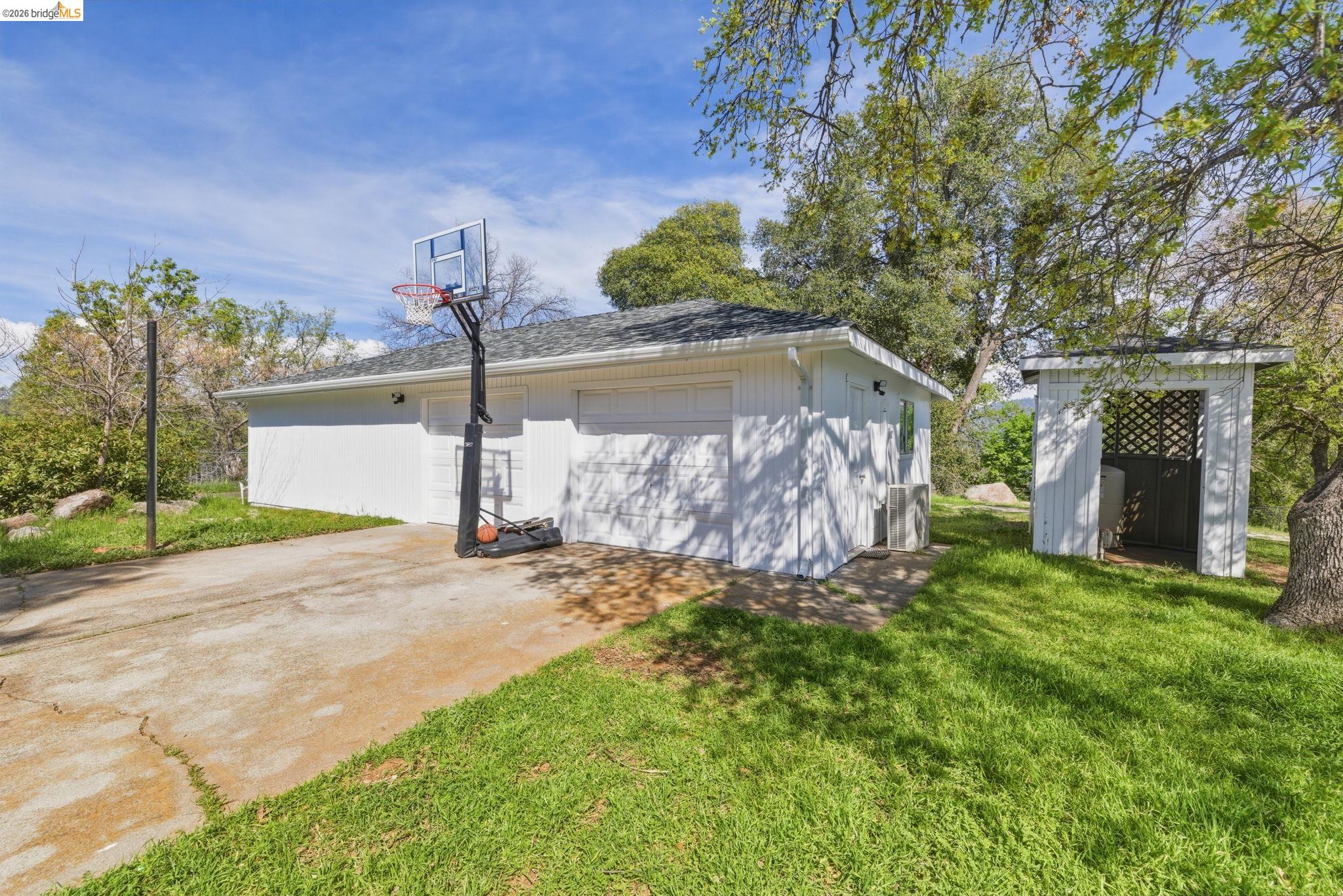 Detail Gallery Image 43 of 59 For 18344 Zeni Ln, Tuolumne,  CA 95379 - 3 Beds | 2/1 Baths