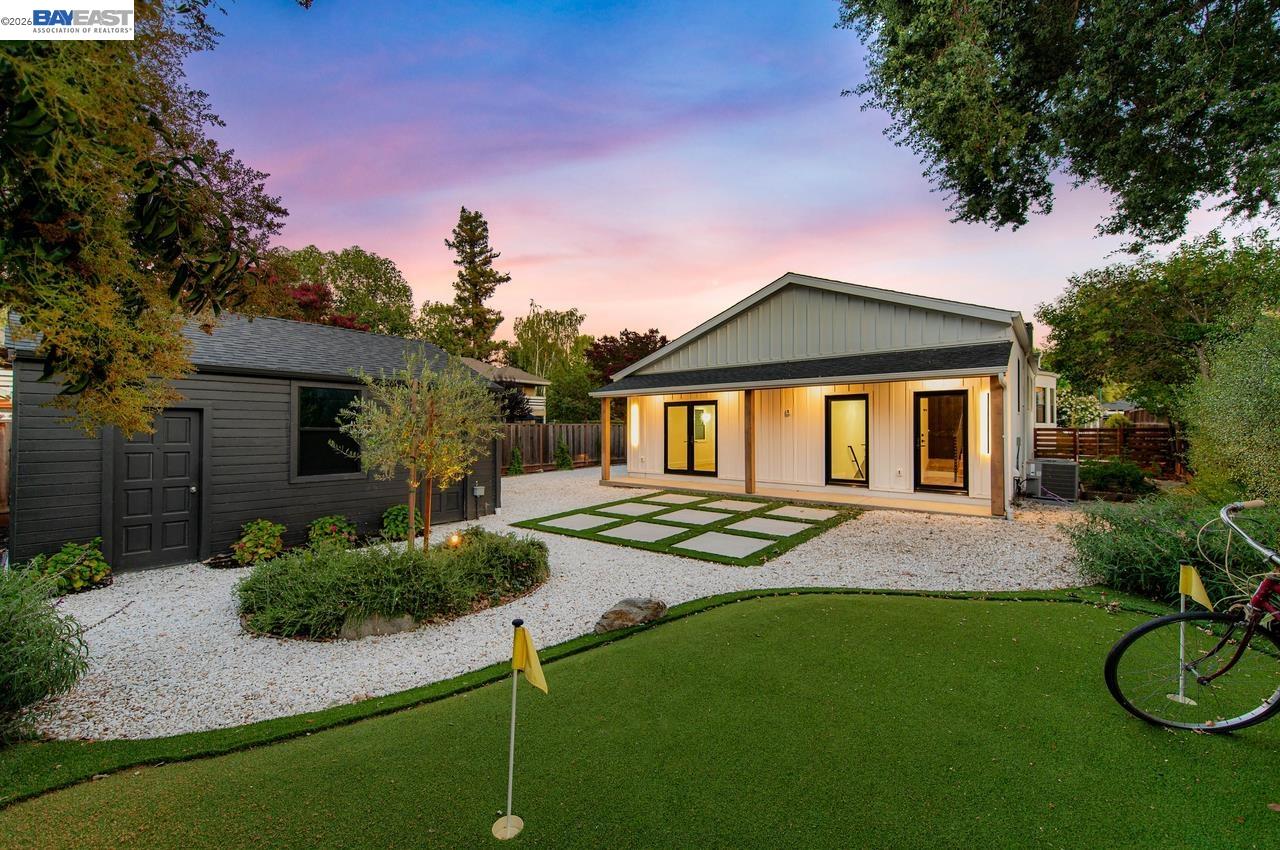 Detail Gallery Image 28 of 49 For 4073 Stanley Blvd, Pleasanton,  CA 94566 - 5 Beds | 3 Baths