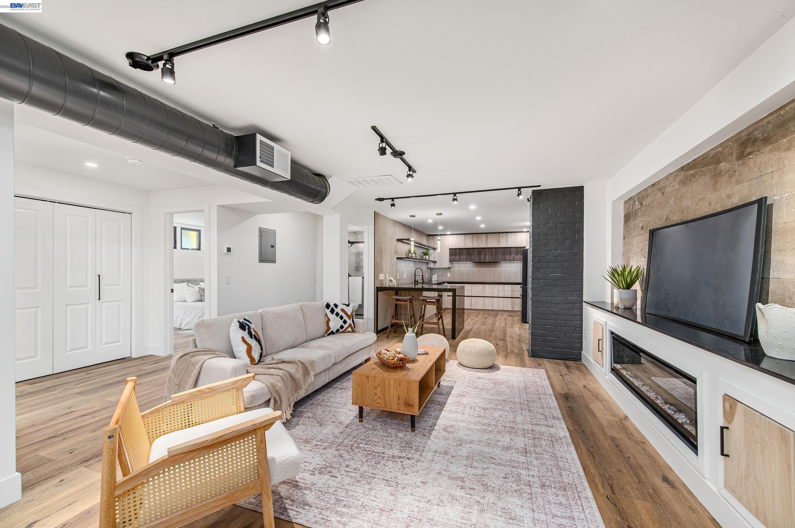 4073 Stanley Blvd, Pleasanton, CA, 94566