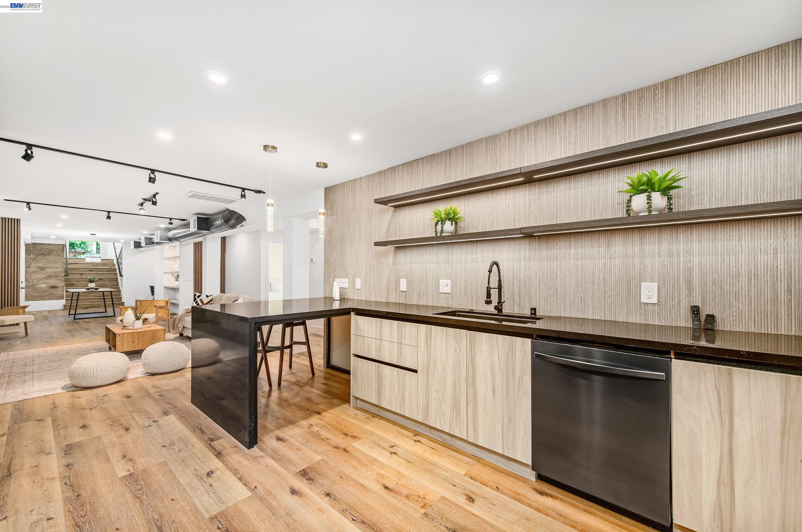 Detail Gallery Image 38 of 49 For 4073 Stanley Blvd, Pleasanton,  CA 94566 - 5 Beds | 3 Baths