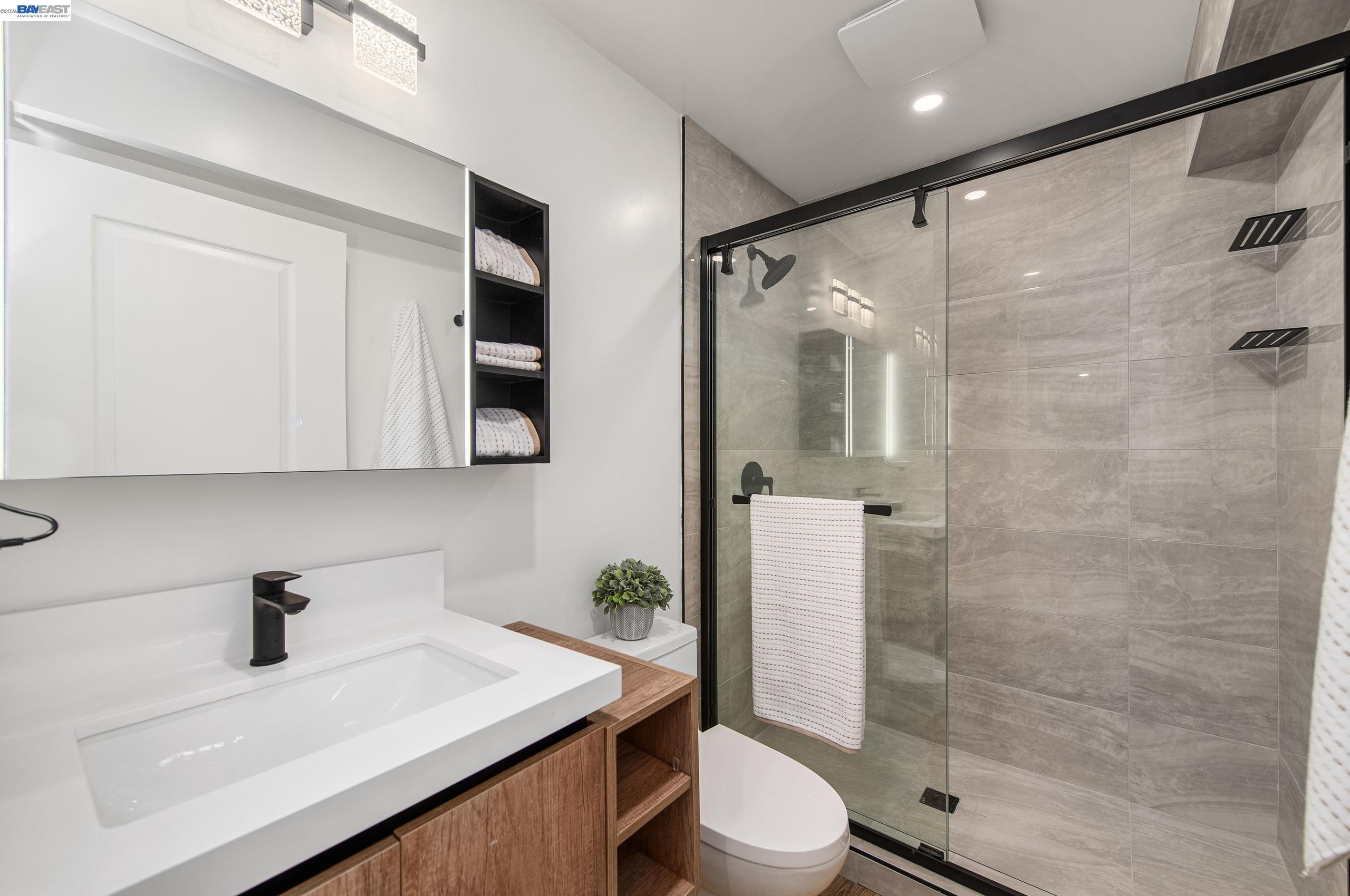 4073 Stanley Blvd, Pleasanton, CA, 94566