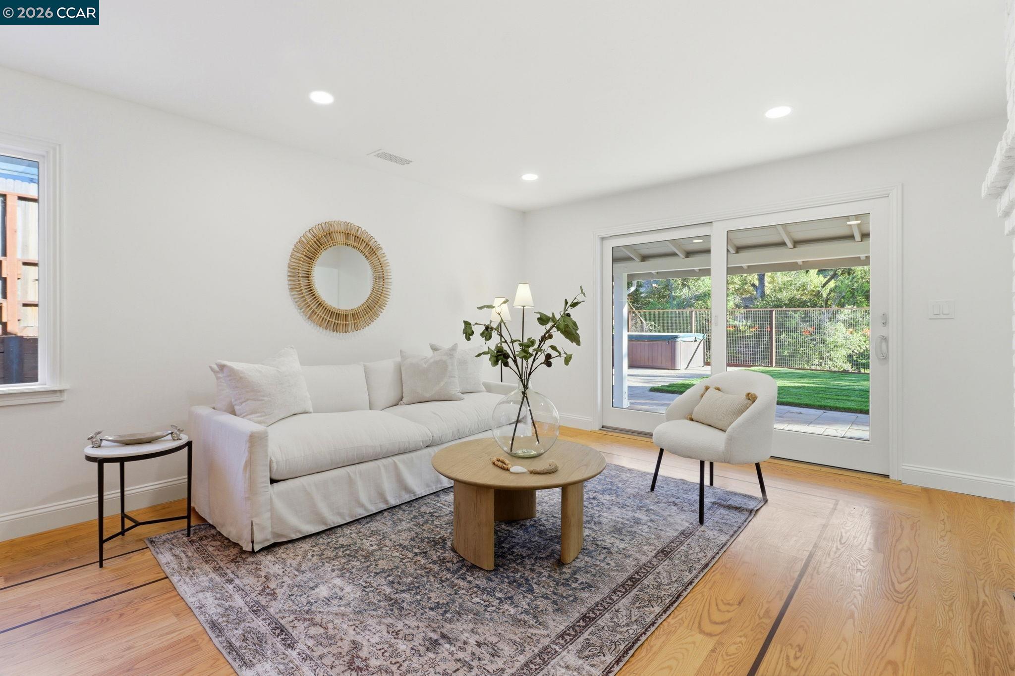 Detail Gallery Image 15 of 43 For 1124 Sanders Dr, Moraga,  CA 94556 - 4 Beds | 3 Baths