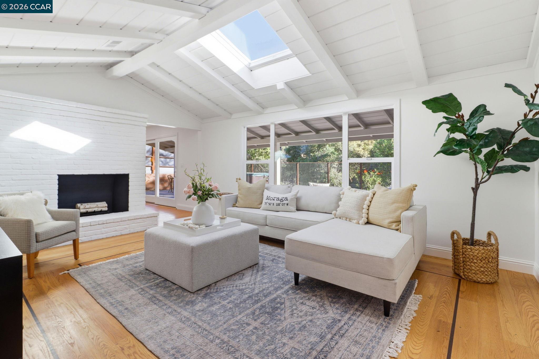 Detail Gallery Image 17 of 43 For 1124 Sanders Dr, Moraga,  CA 94556 - 4 Beds | 3 Baths