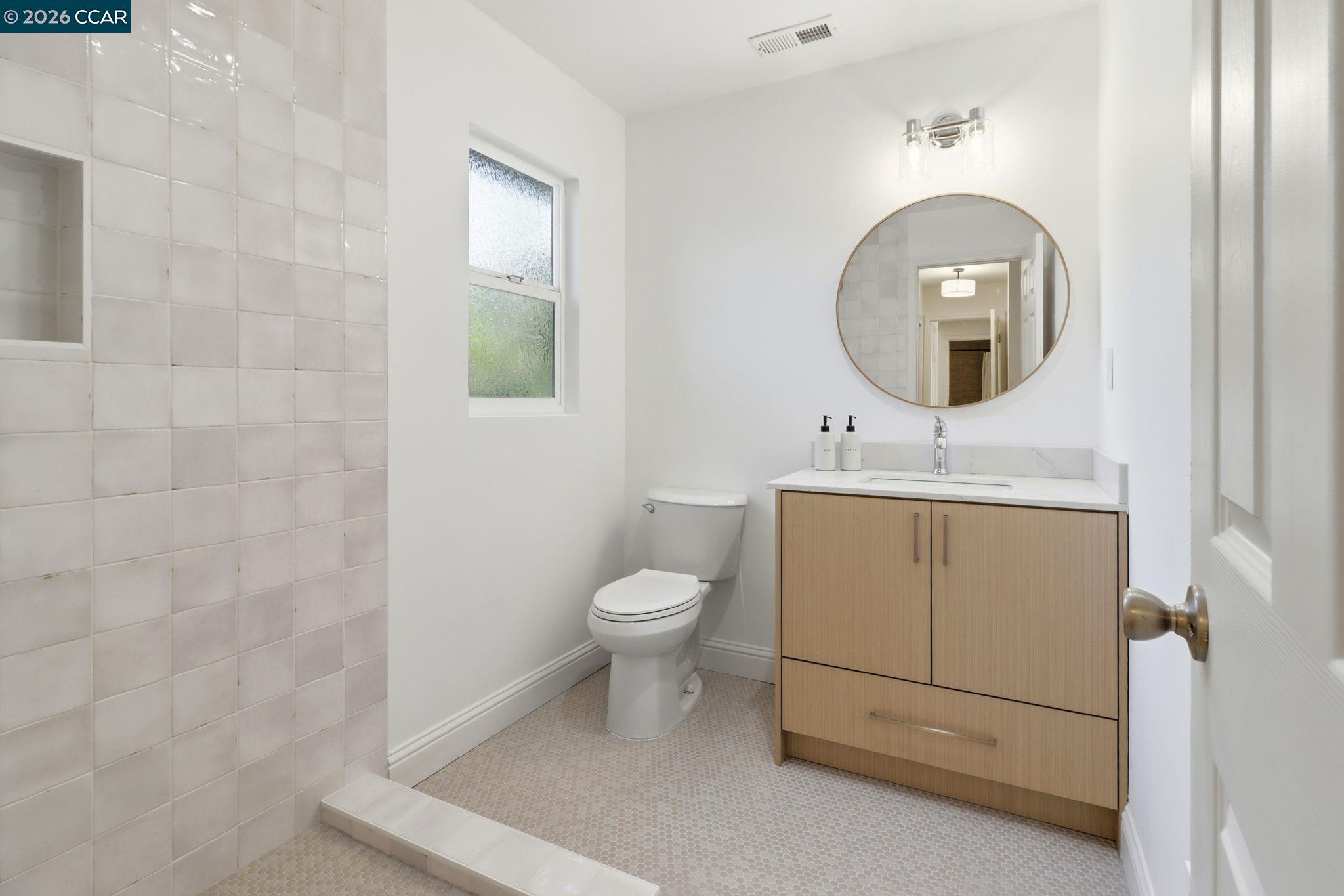 Detail Gallery Image 28 of 43 For 1124 Sanders Dr, Moraga,  CA 94556 - 4 Beds | 3 Baths