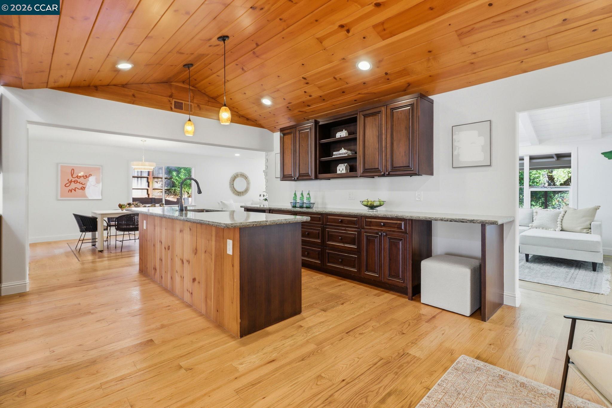 Detail Gallery Image 7 of 43 For 1124 Sanders Dr, Moraga,  CA 94556 - 4 Beds | 3 Baths