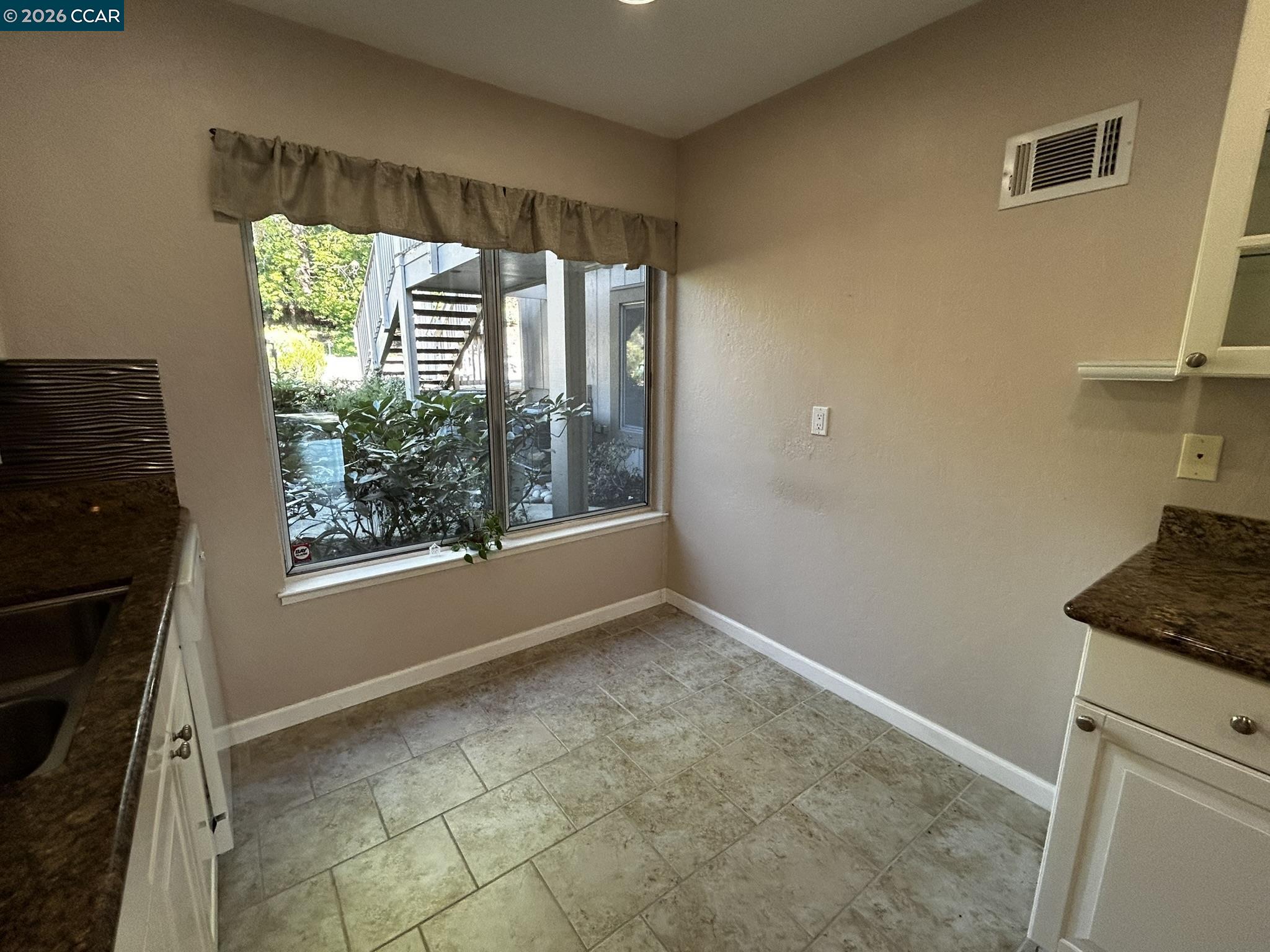 Detail Gallery Image 50 of 58 For 2055 Cactus Ct #2,  Walnut Creek,  CA 94595 - 2 Beds | 2 Baths