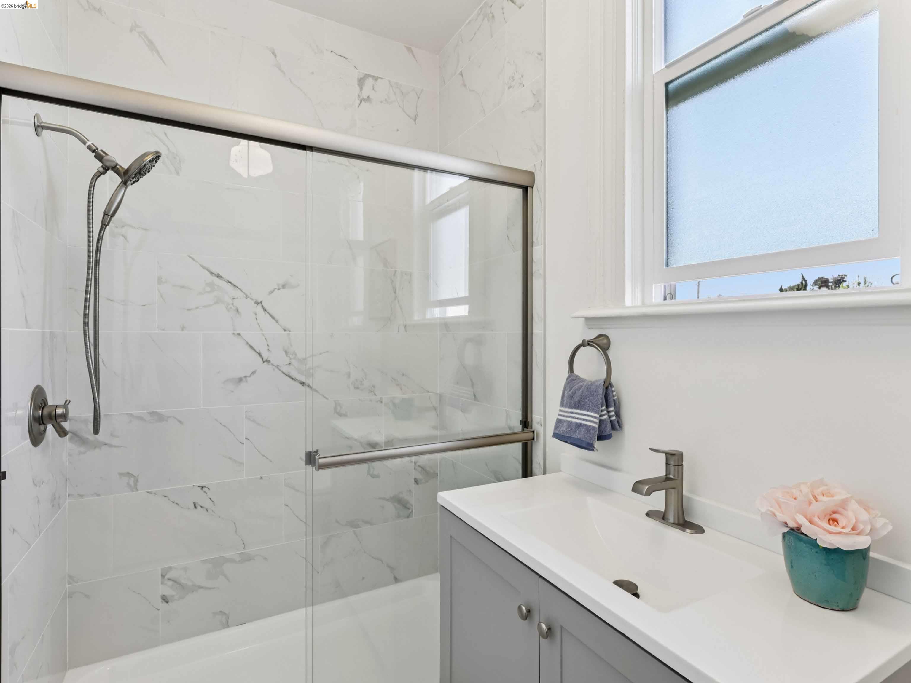 Detail Gallery Image 30 of 51 For 425 Central Ave, Alameda,  CA 94501 - – Beds | – Baths