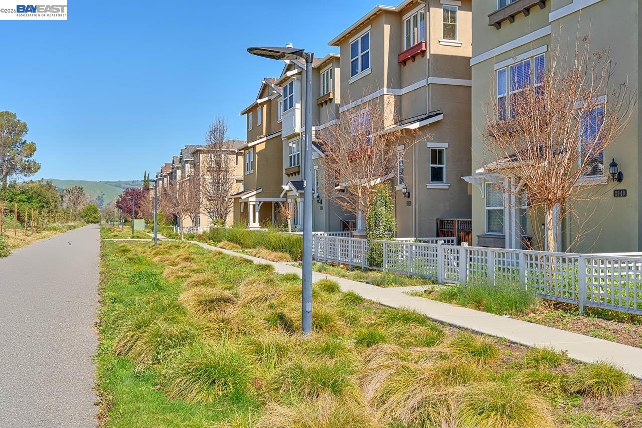 Detail Gallery Image 30 of 31 For 2943 Pescadero Ter, Fremont,  CA 94538 - 3 Beds | 2/1 Baths
