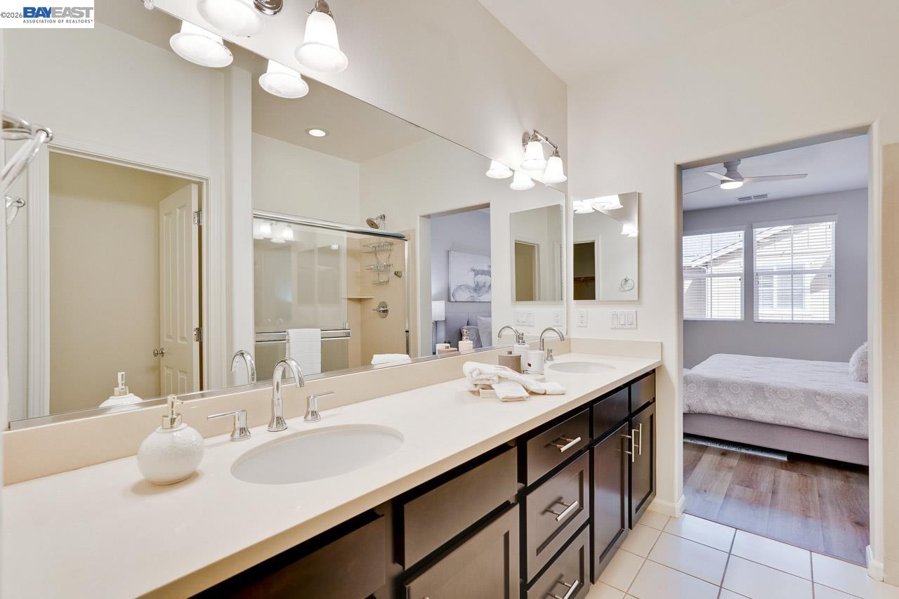 Detail Gallery Image 17 of 37 For 1369 Coyote Creek Way, Milpitas,  CA 95035 - 3 Beds | 3/1 Baths