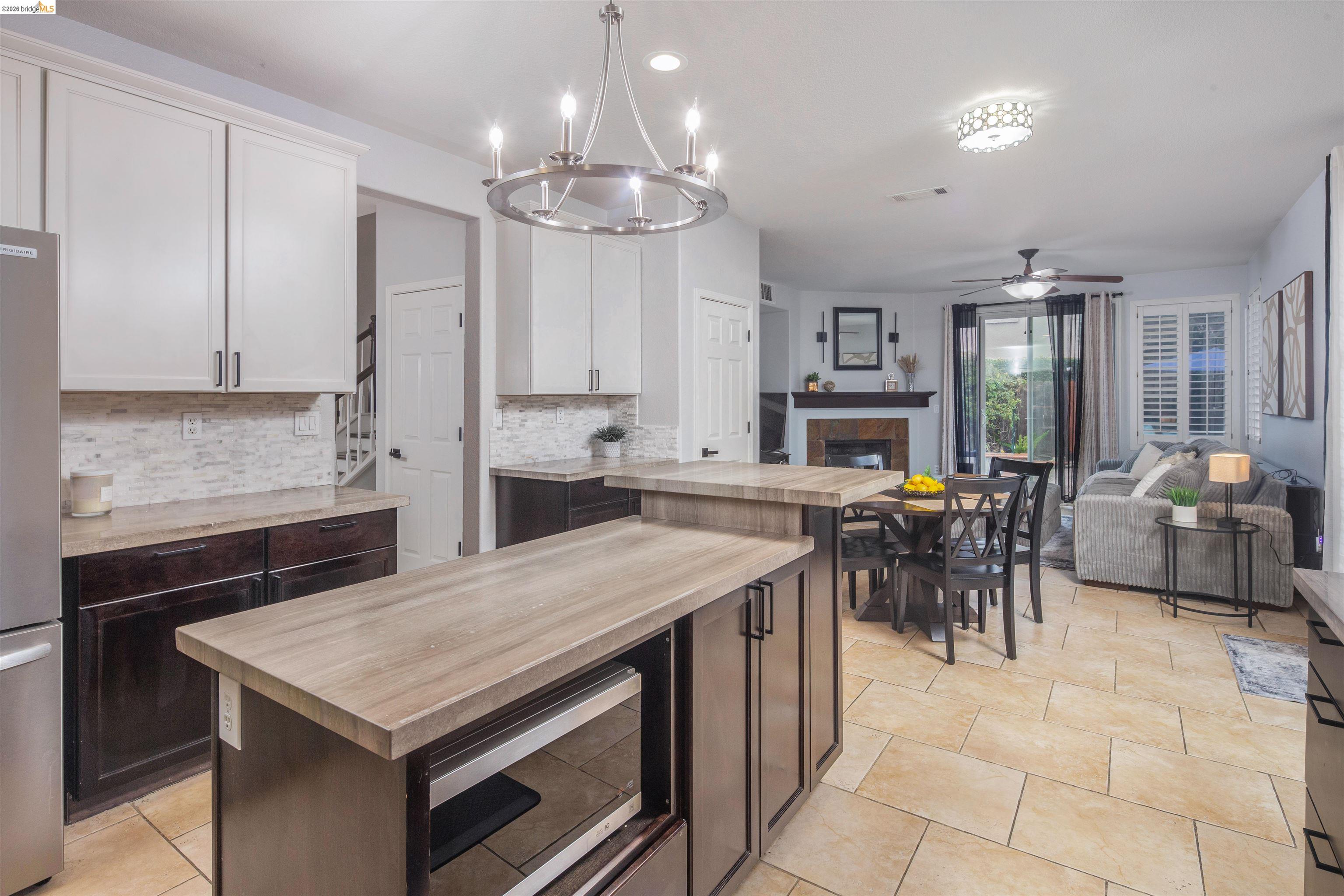 Detail Gallery Image 15 of 56 For 383 Stanwick St, Brentwood,  CA 94513 - 4 Beds | 3 Baths