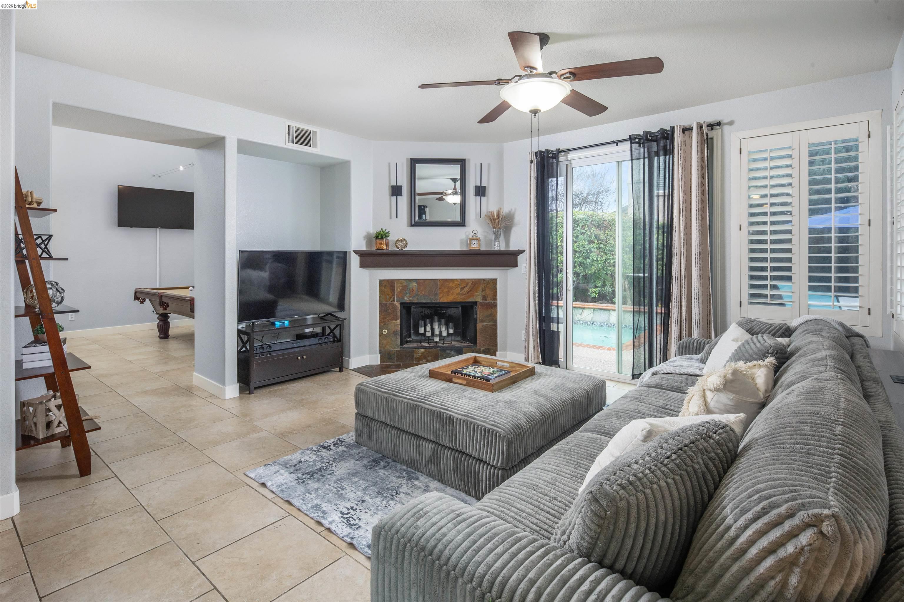 Detail Gallery Image 22 of 56 For 383 Stanwick St, Brentwood,  CA 94513 - 4 Beds | 3 Baths