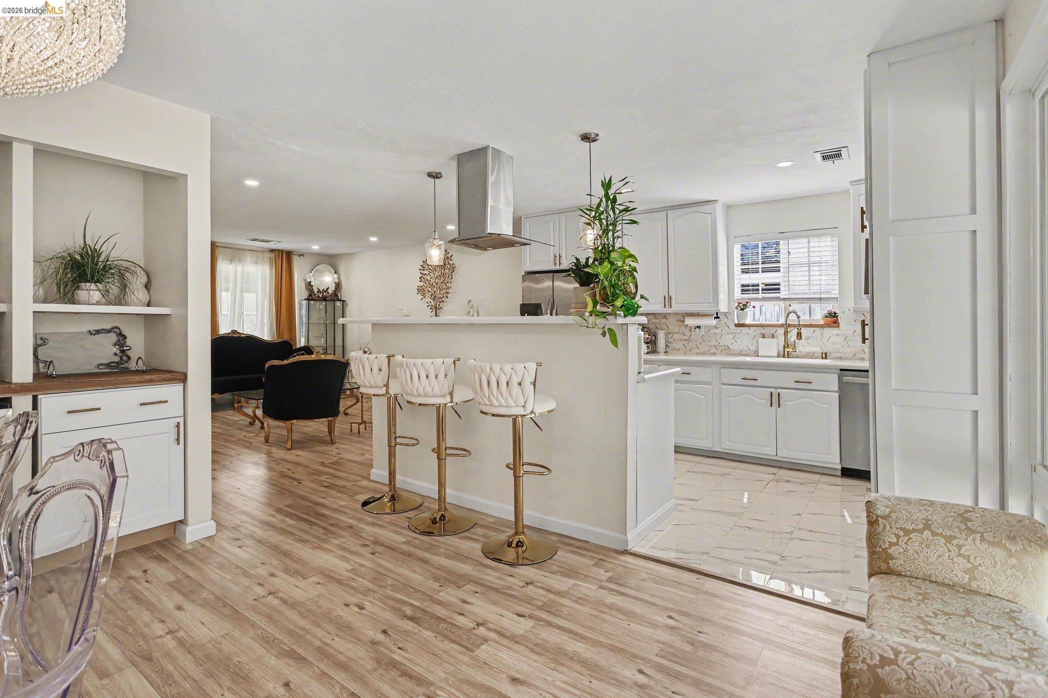 Detail Gallery Image 15 of 31 For 936 Santa Cruz Dr, Pleasant Hill,  CA 94523 - 3 Beds | 2 Baths