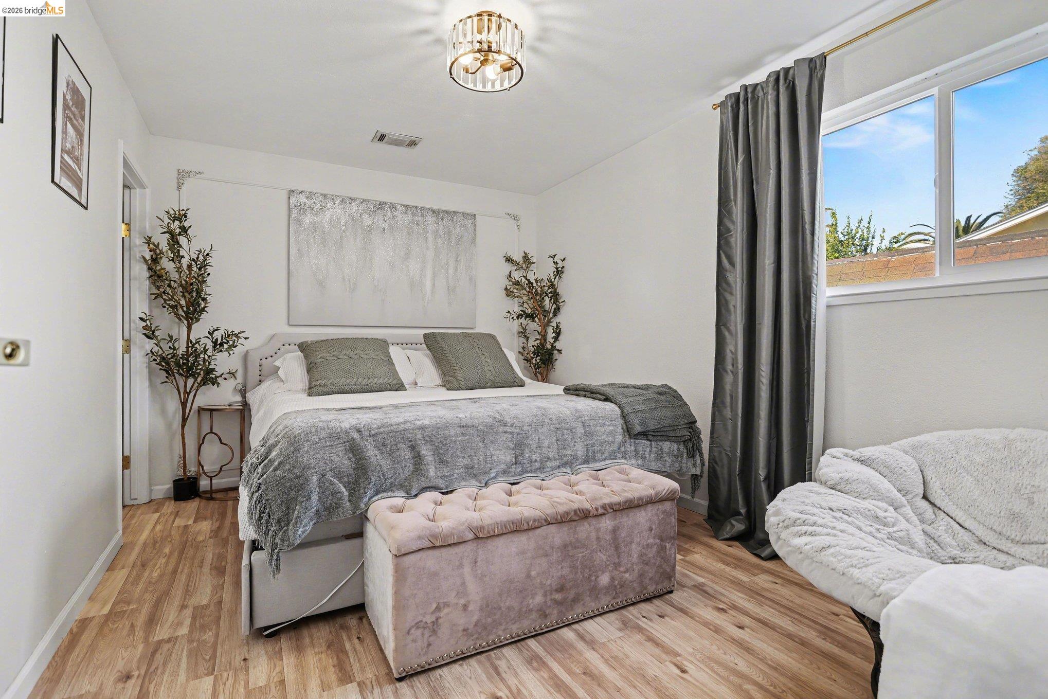 Detail Gallery Image 23 of 31 For 936 Santa Cruz Dr, Pleasant Hill,  CA 94523 - 3 Beds | 2 Baths