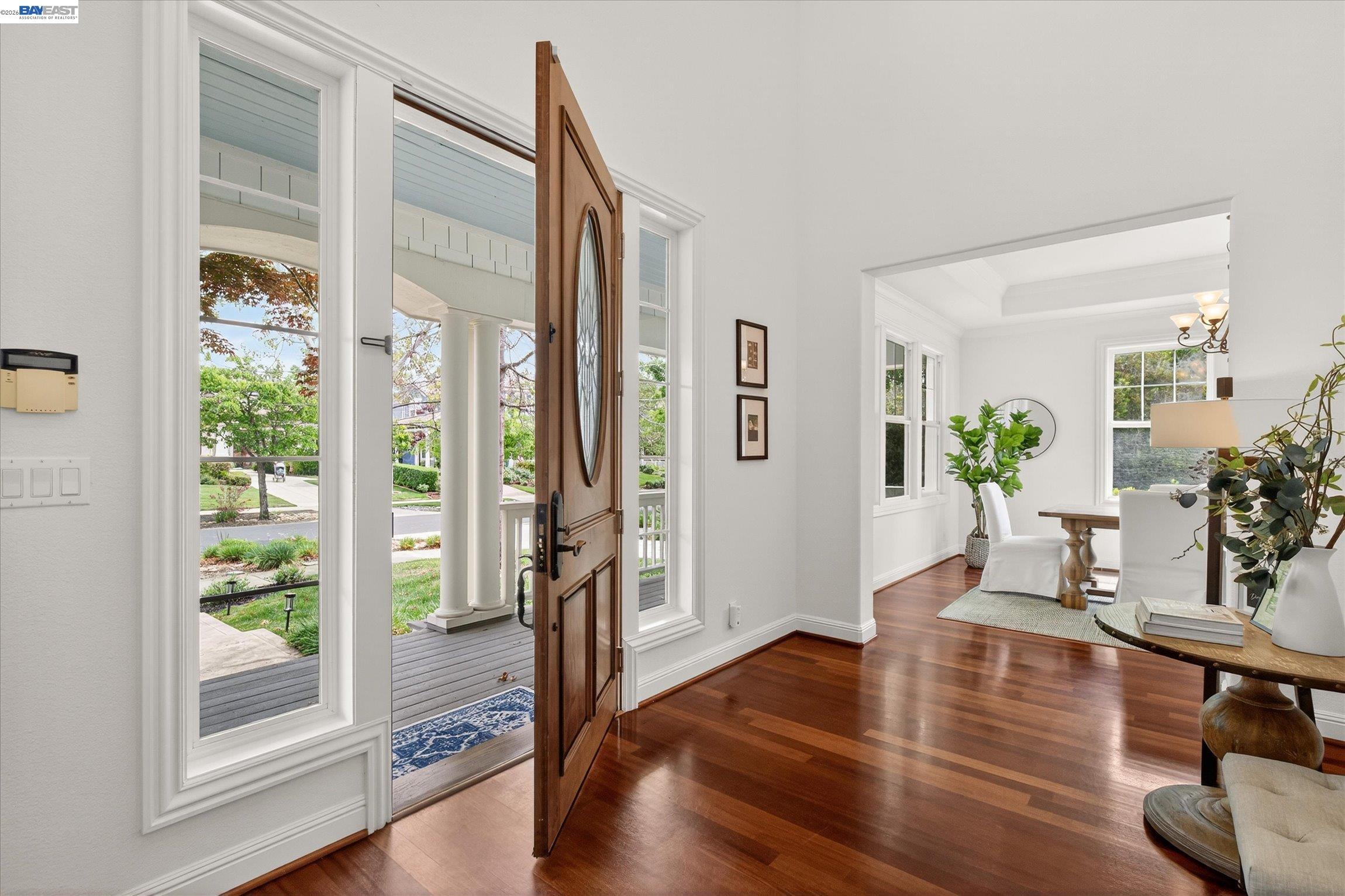 Detail Gallery Image 4 of 49 For 3001 Lusitana Dr, Livermore,  CA 94550 - 5 Beds | 4/1 Baths