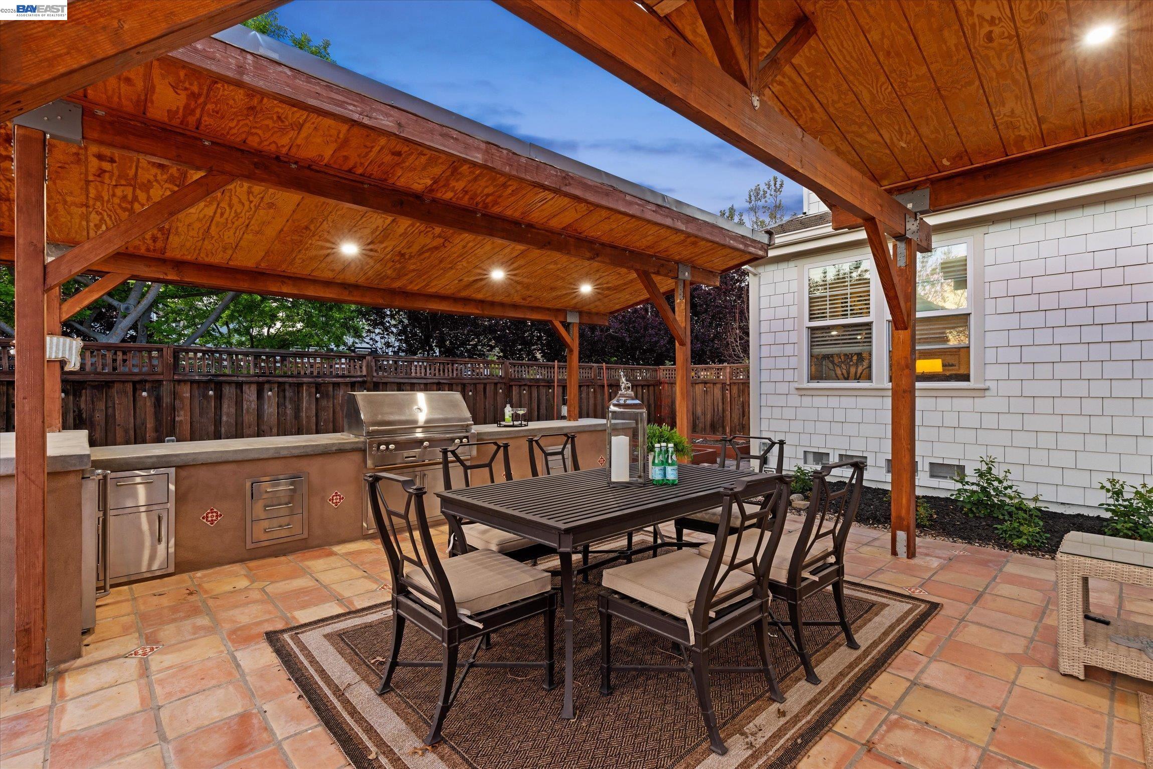 Detail Gallery Image 36 of 49 For 3001 Lusitana Dr, Livermore,  CA 94550 - 5 Beds | 4/1 Baths