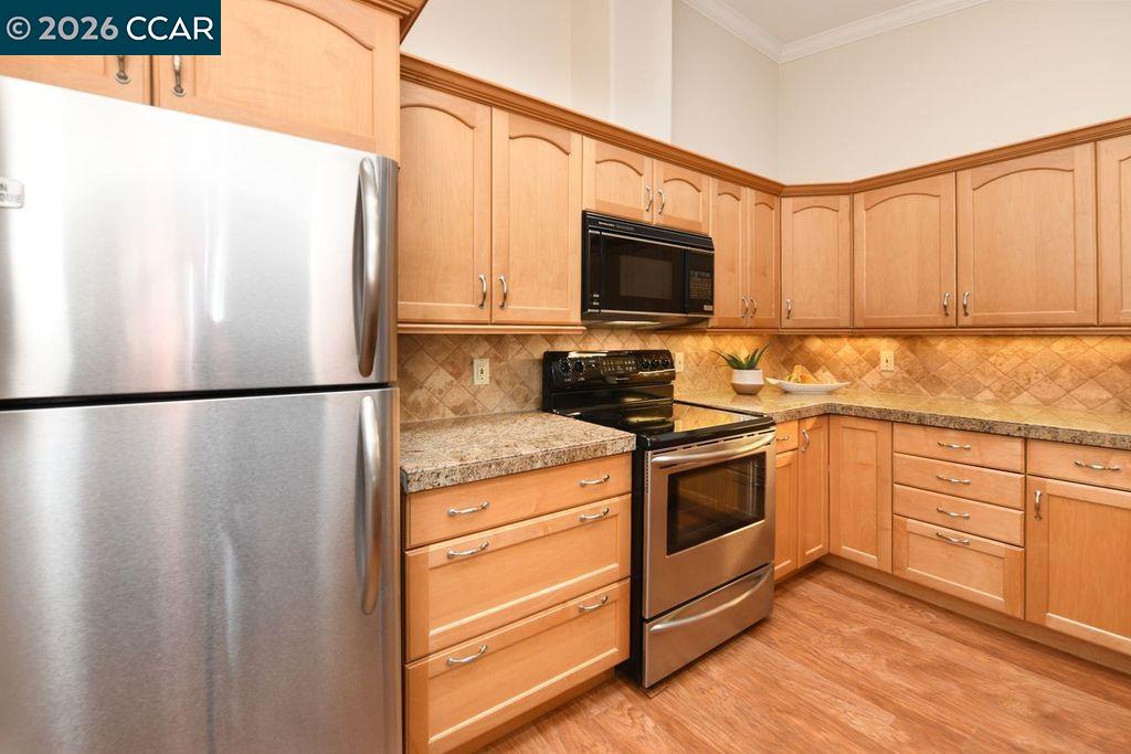 Detail Gallery Image 13 of 37 For 2733 Ptarmigan Dr #2,  Walnut Creek,  CA 94595 - 2 Beds | 2 Baths