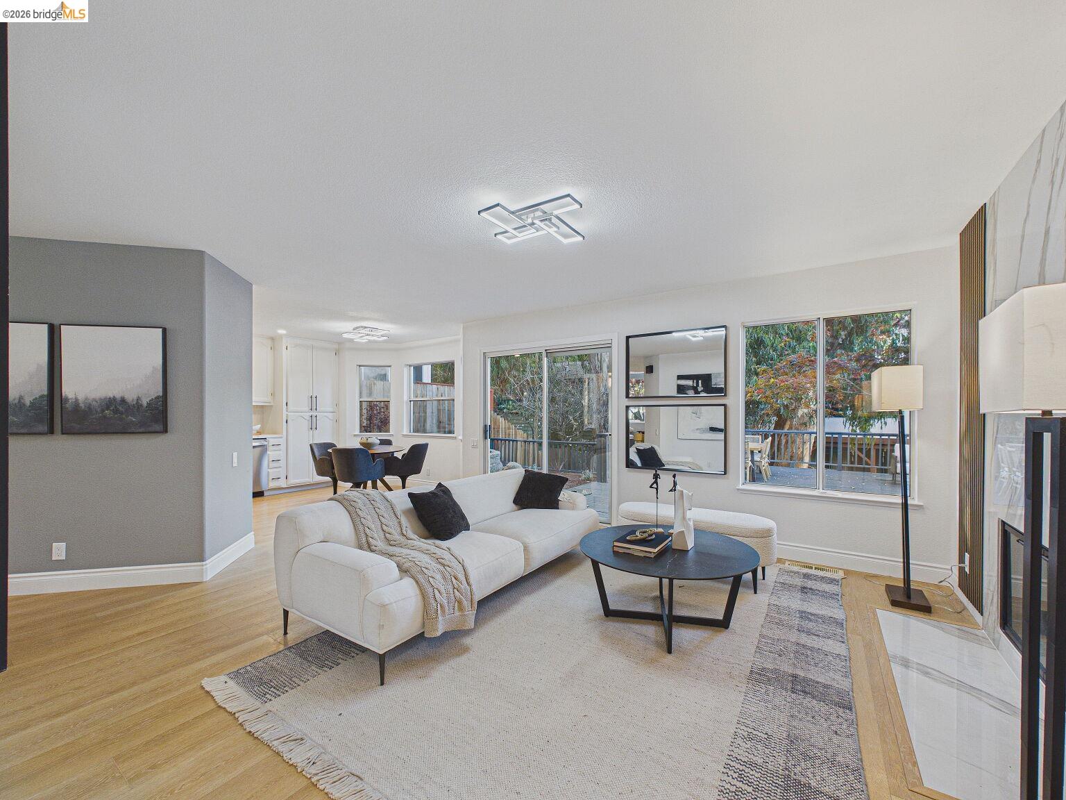 Detail Gallery Image 18 of 60 For 2392 Austin Ct, Castro Valley,  CA 94546 - 4 Beds | 3 Baths