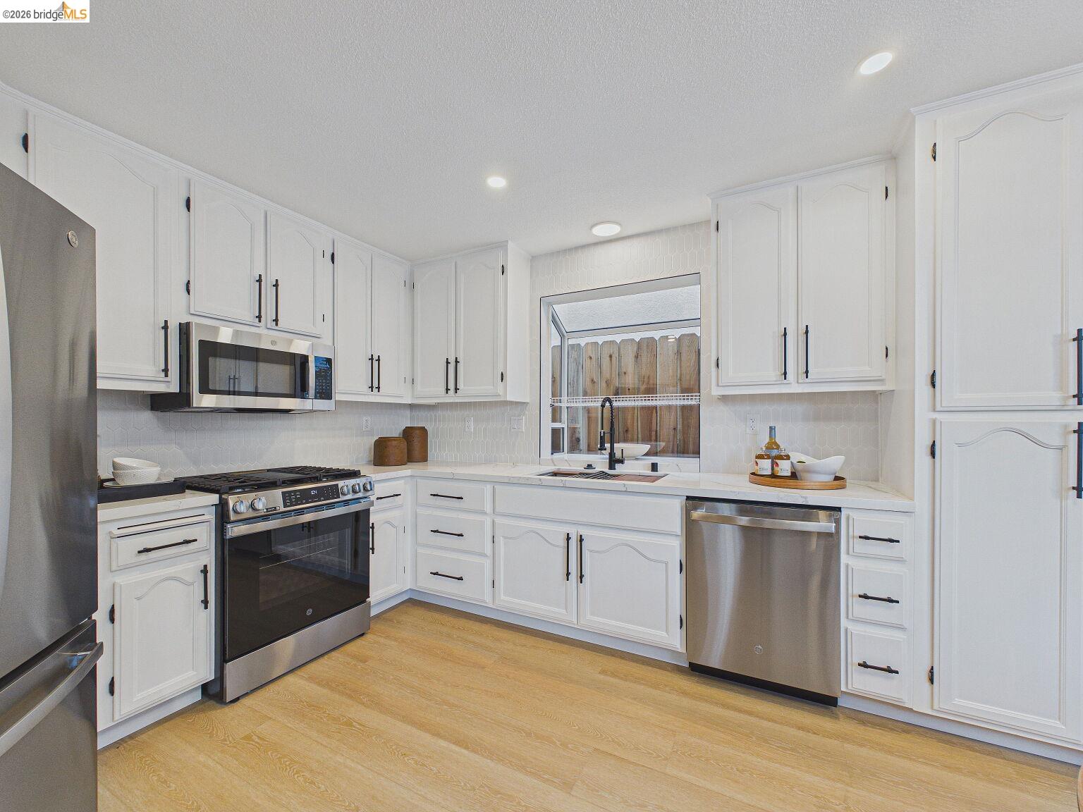 Detail Gallery Image 23 of 60 For 2392 Austin Ct, Castro Valley,  CA 94546 - 4 Beds | 3 Baths