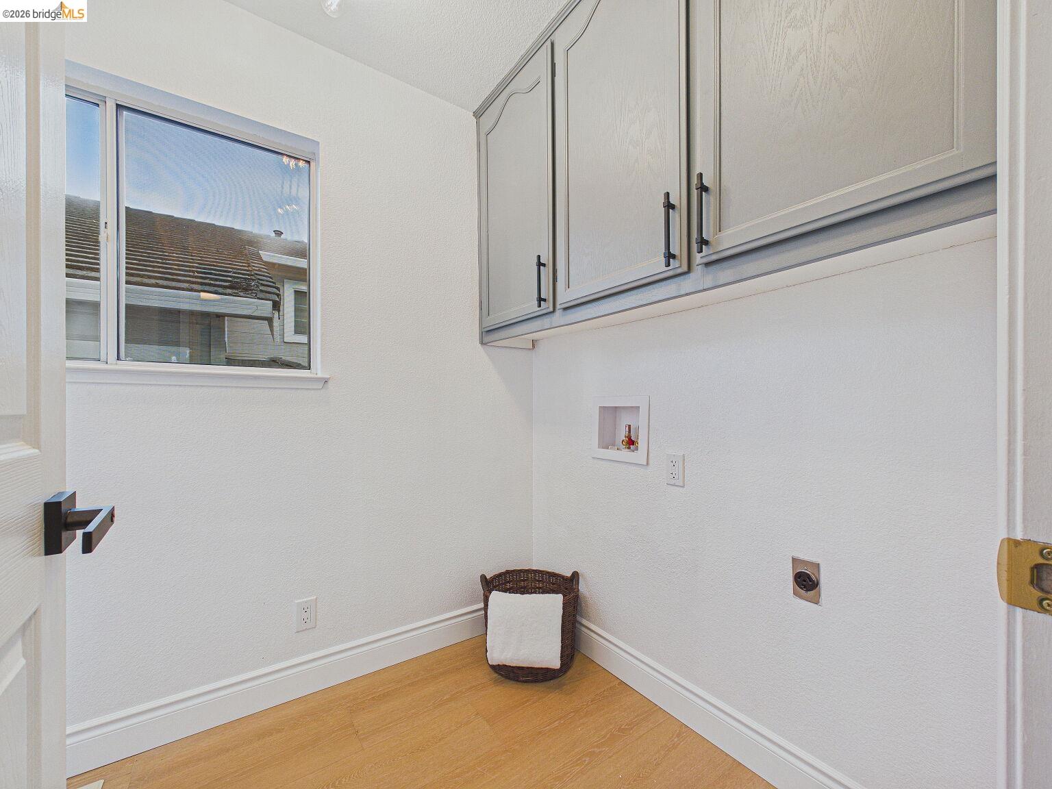 Detail Gallery Image 35 of 60 For 2392 Austin Ct, Castro Valley,  CA 94546 - 4 Beds | 3 Baths