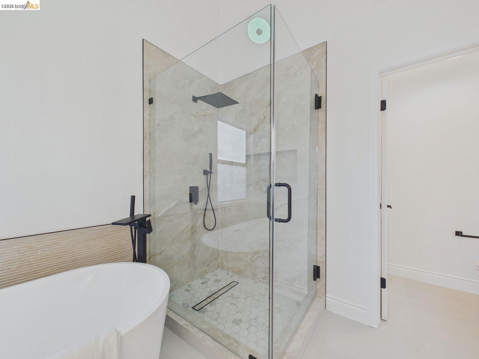 Detail Gallery Image 45 of 60 For 2392 Austin Ct, Castro Valley,  CA 94546 - 4 Beds | 3 Baths