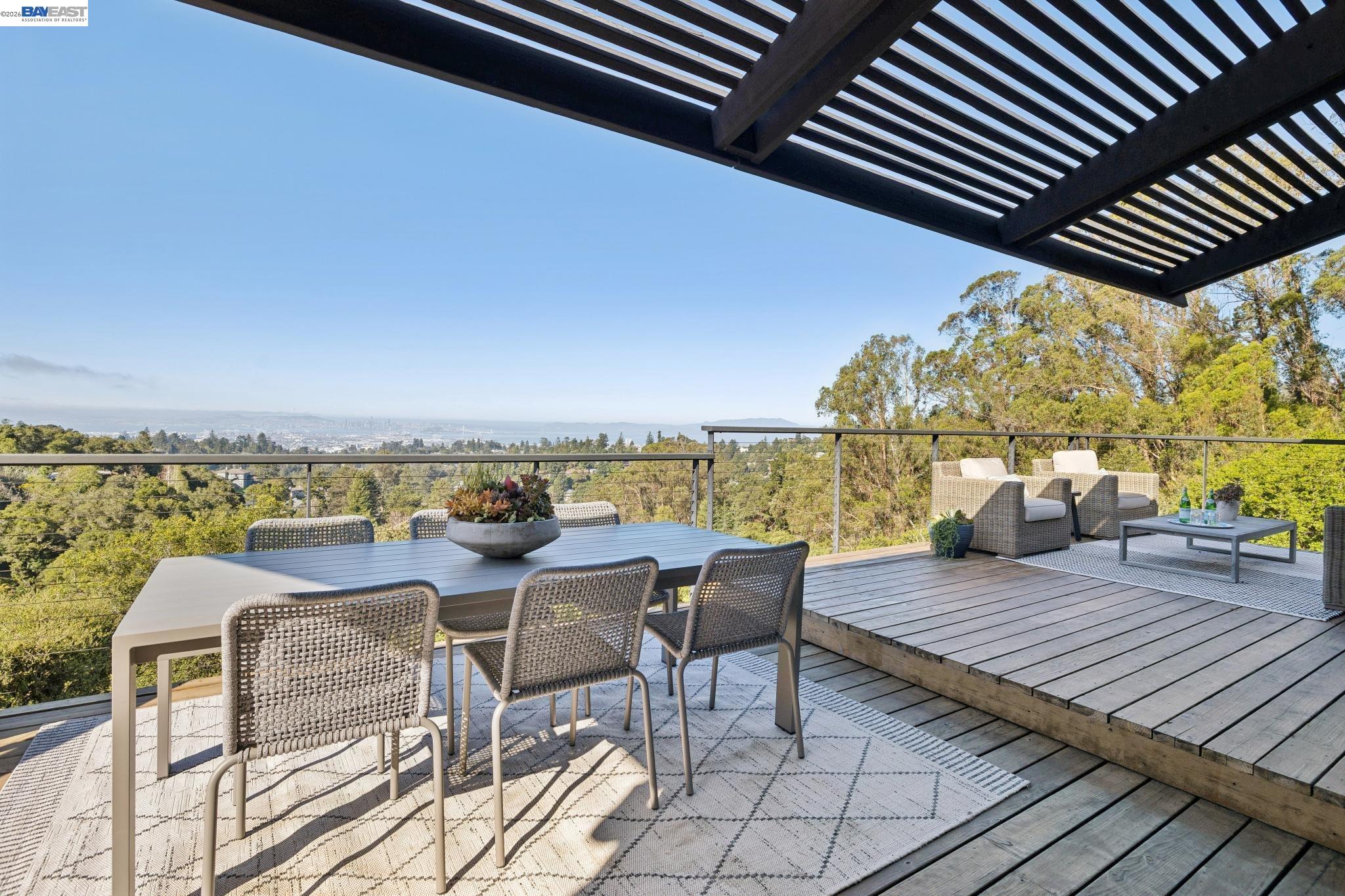 Detail Gallery Image 17 of 60 For 6801 Armour Drive, Oakland,  CA 94611 - 3 Beds | 4 Baths