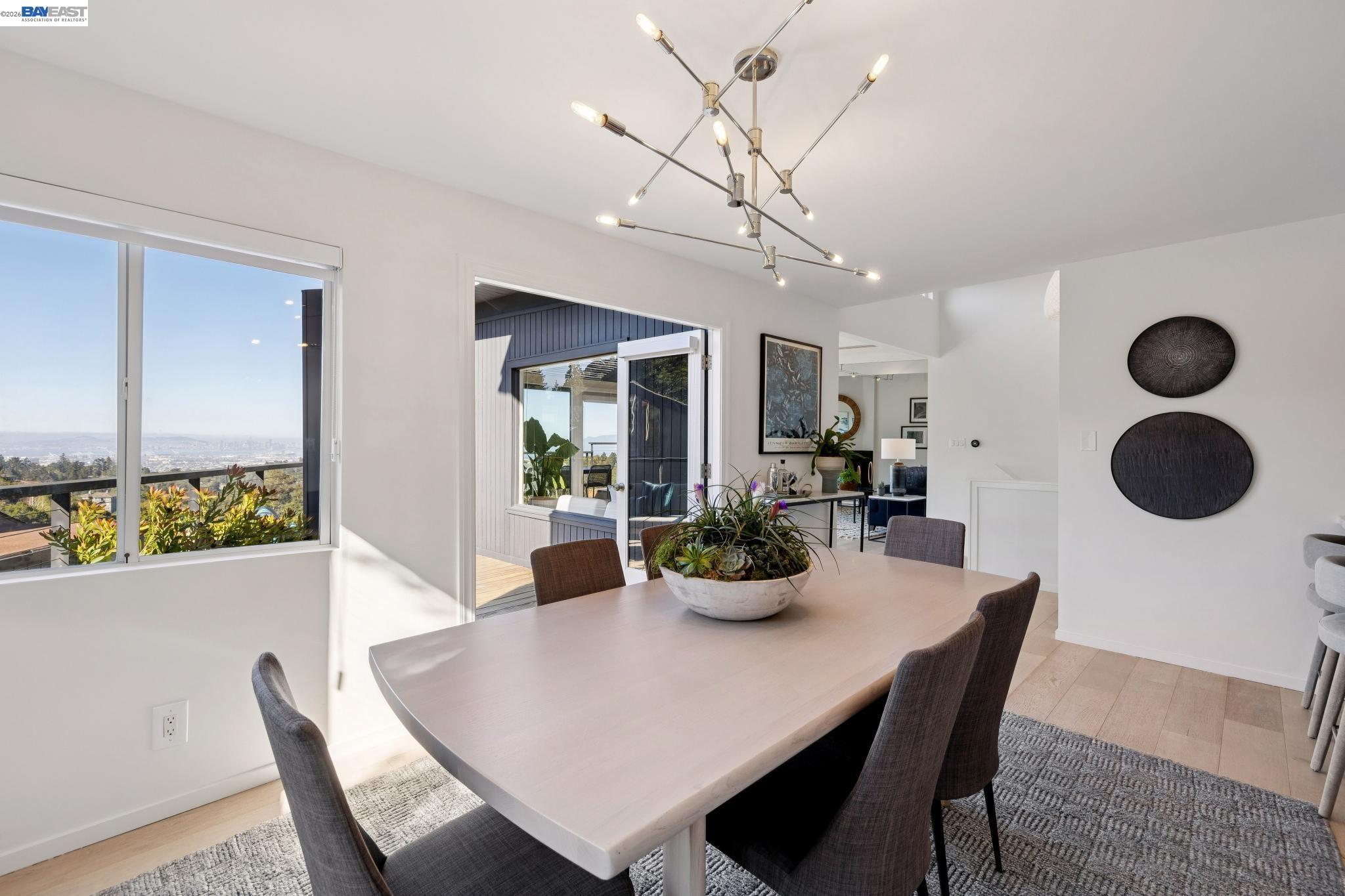 Detail Gallery Image 22 of 60 For 6801 Armour Drive, Oakland,  CA 94611 - 3 Beds | 4 Baths