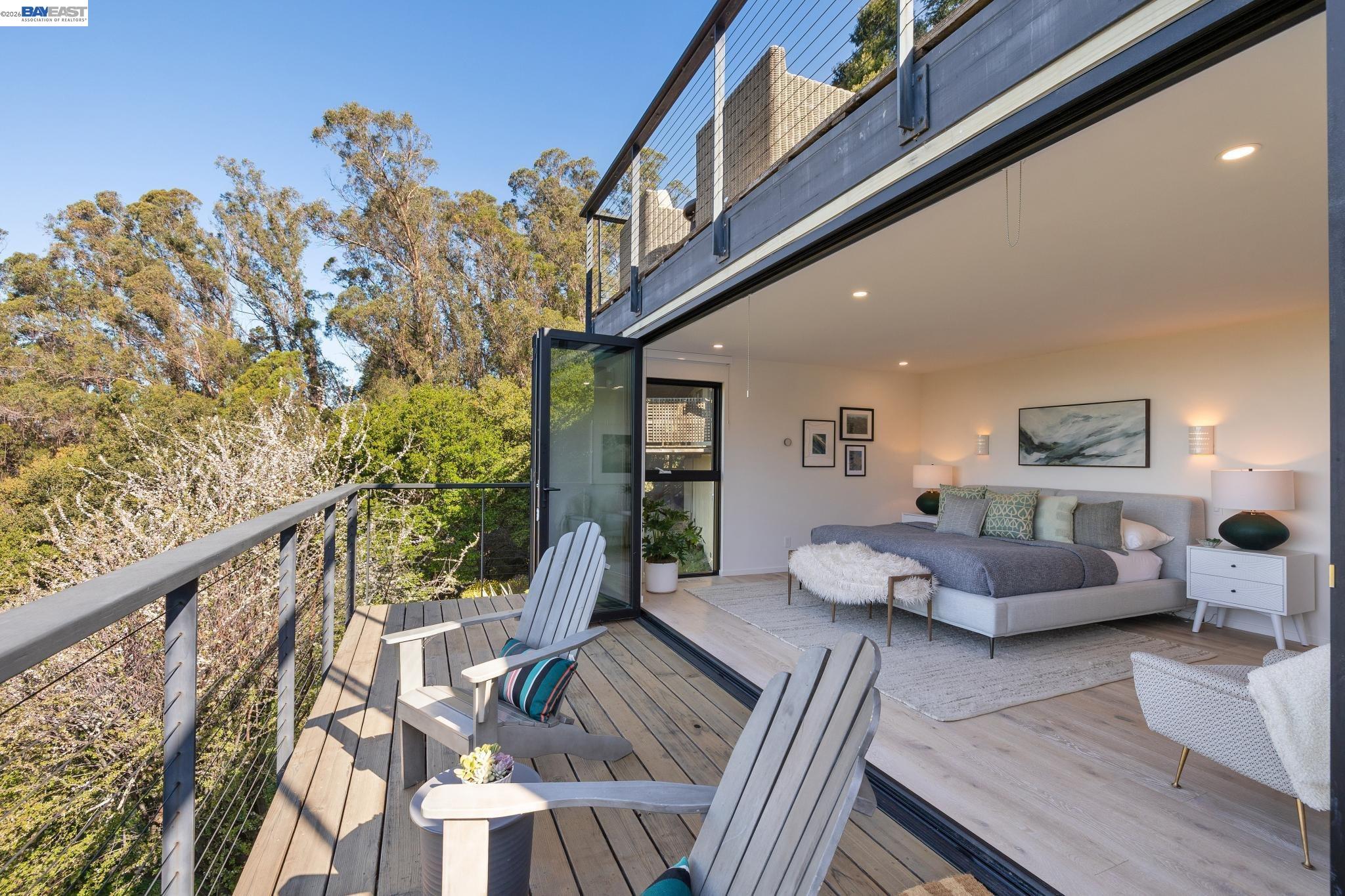 Detail Gallery Image 30 of 60 For 6801 Armour Drive, Oakland,  CA 94611 - 3 Beds | 4 Baths