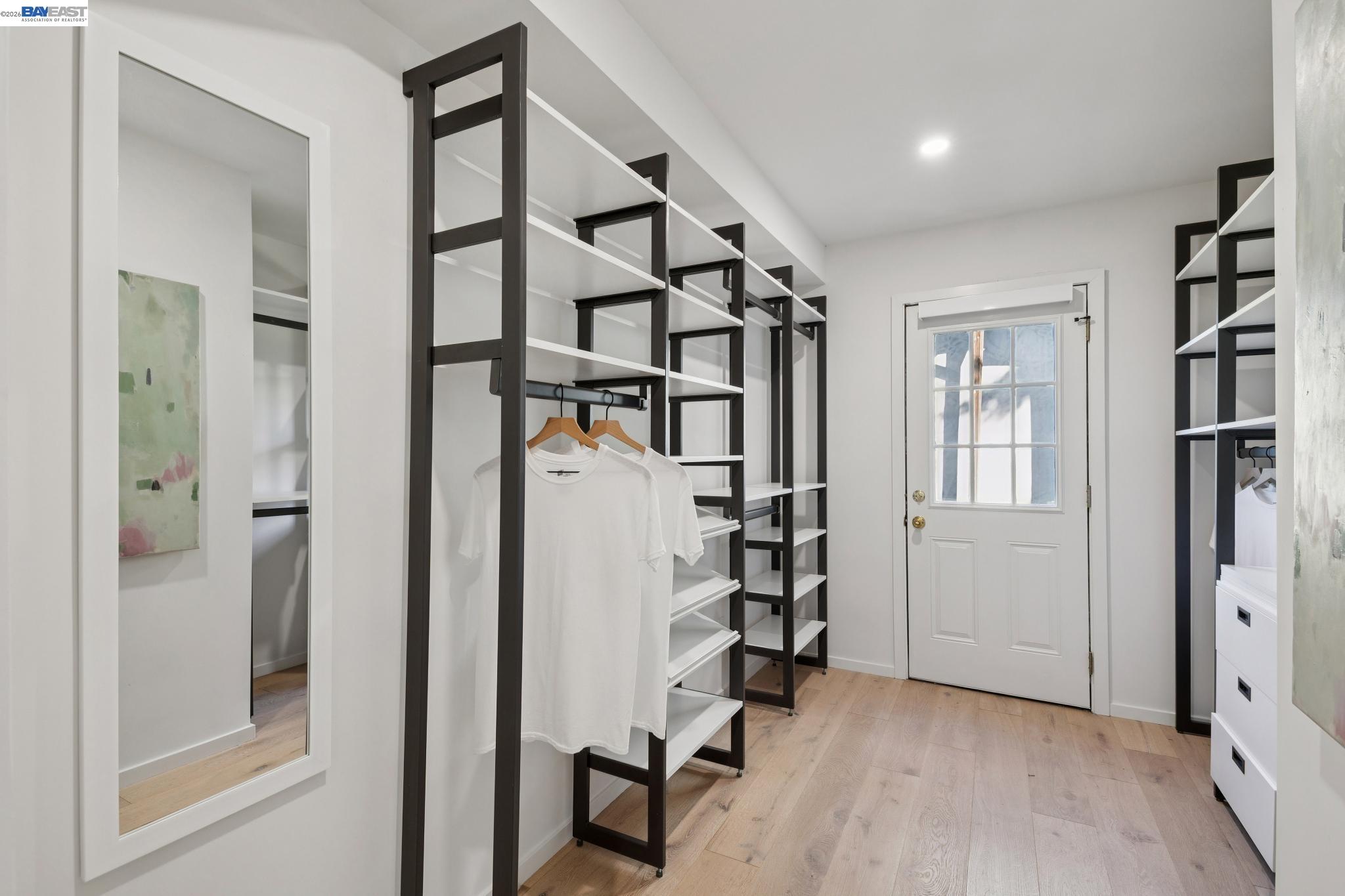 Detail Gallery Image 34 of 60 For 6801 Armour Drive, Oakland,  CA 94611 - 3 Beds | 4 Baths