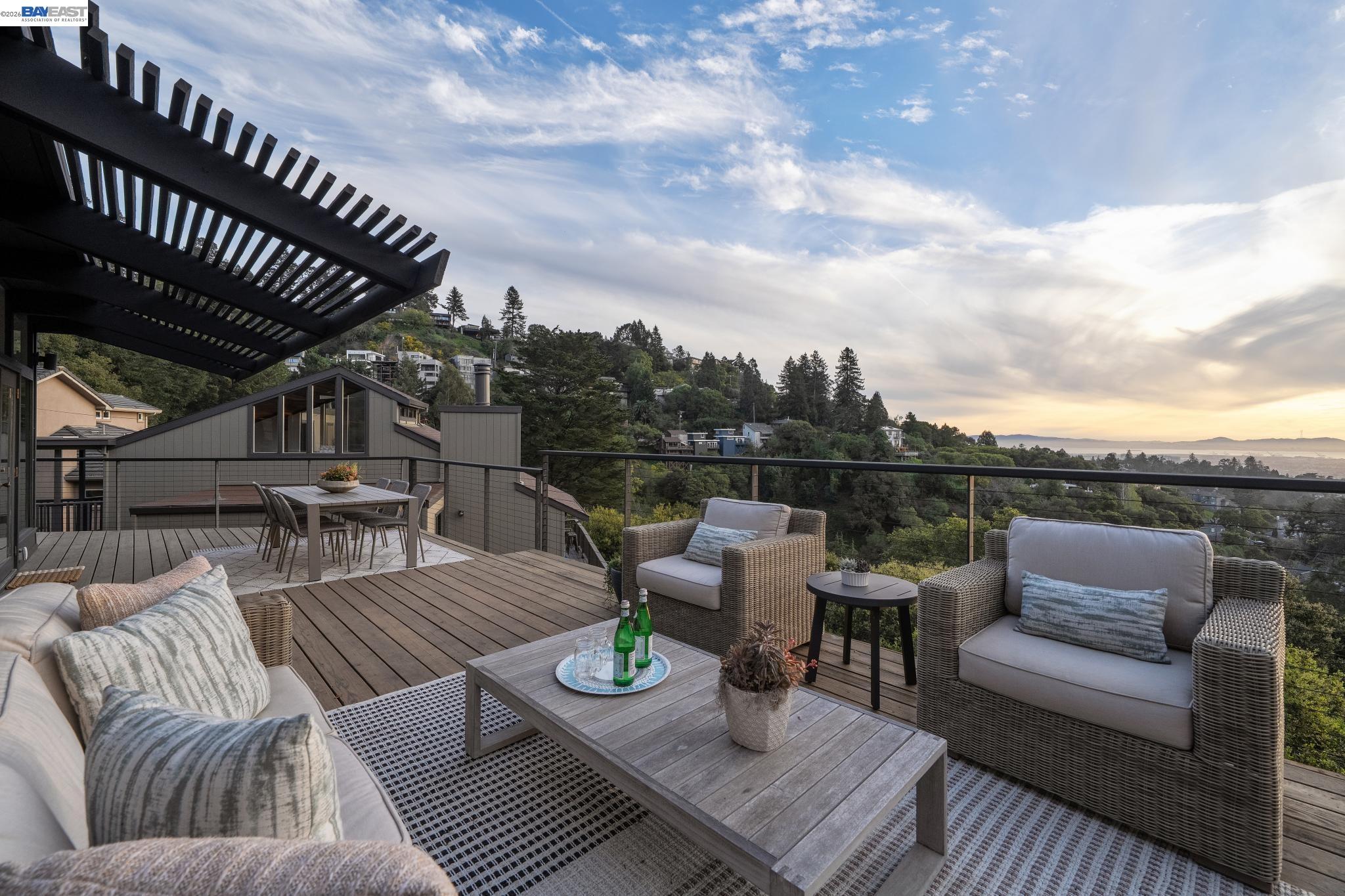 Detail Gallery Image 52 of 60 For 6801 Armour Drive, Oakland,  CA 94611 - 3 Beds | 4 Baths