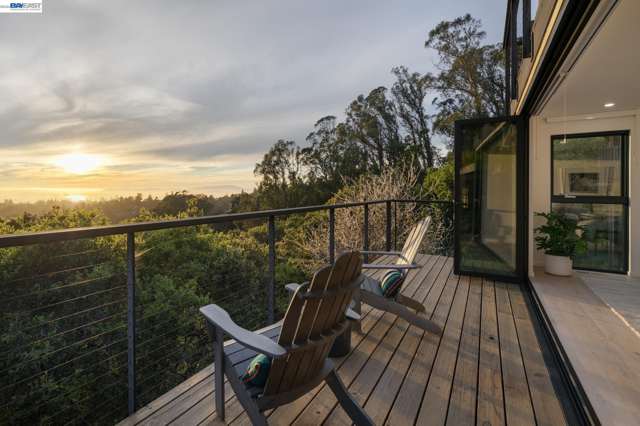 Detail Gallery Image 55 of 60 For 6801 Armour Drive, Oakland,  CA 94611 - 3 Beds | 4 Baths