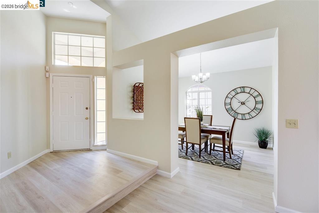 Detail Gallery Image 3 of 19 For 2436 Pismo Court, Discovery Bay,  CA 94505 - 3 Beds | 2 Baths