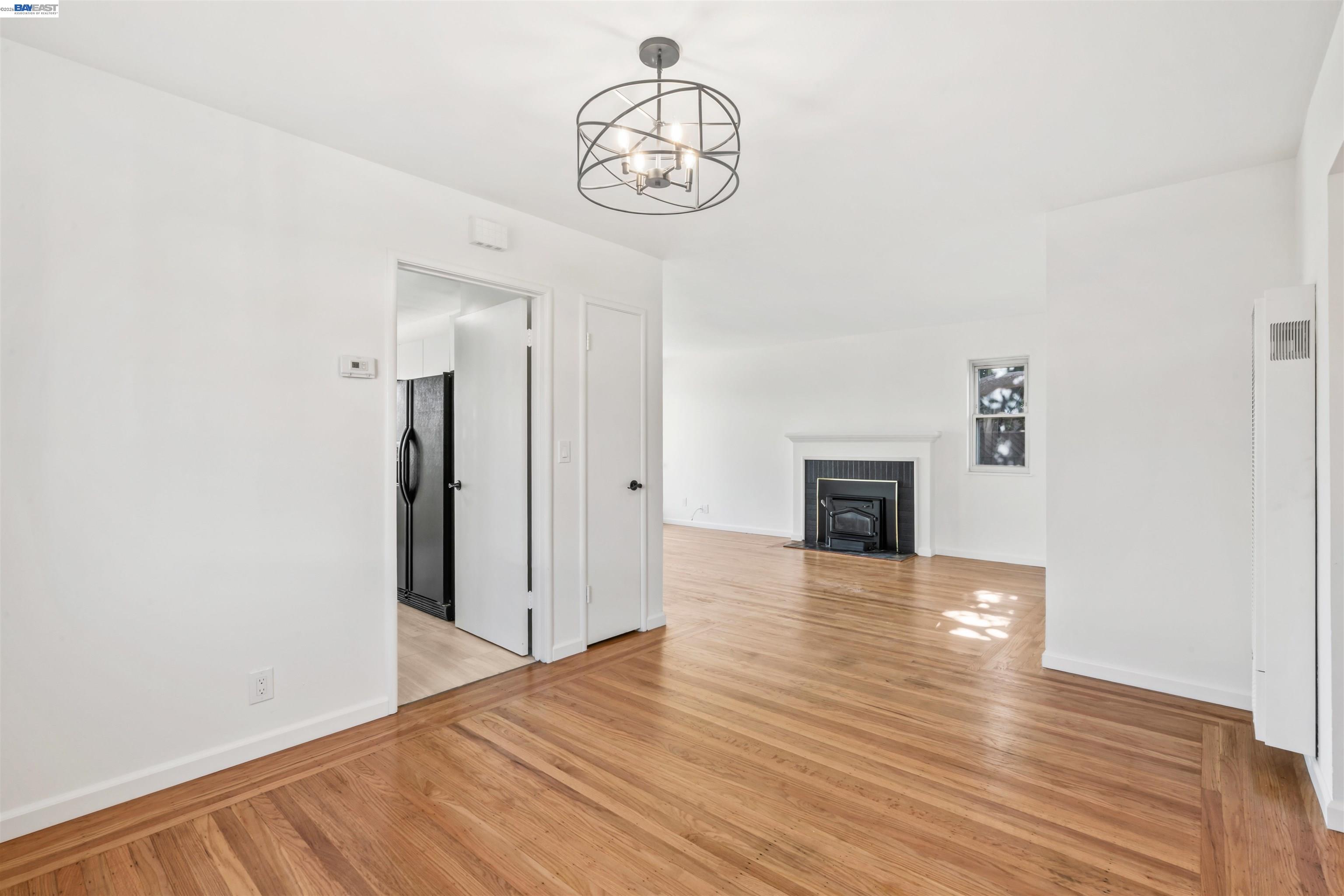 Detail Gallery Image 12 of 48 For 1573 Castro Street, San Leandro,  CA 94577 - 3 Beds | 1 Baths