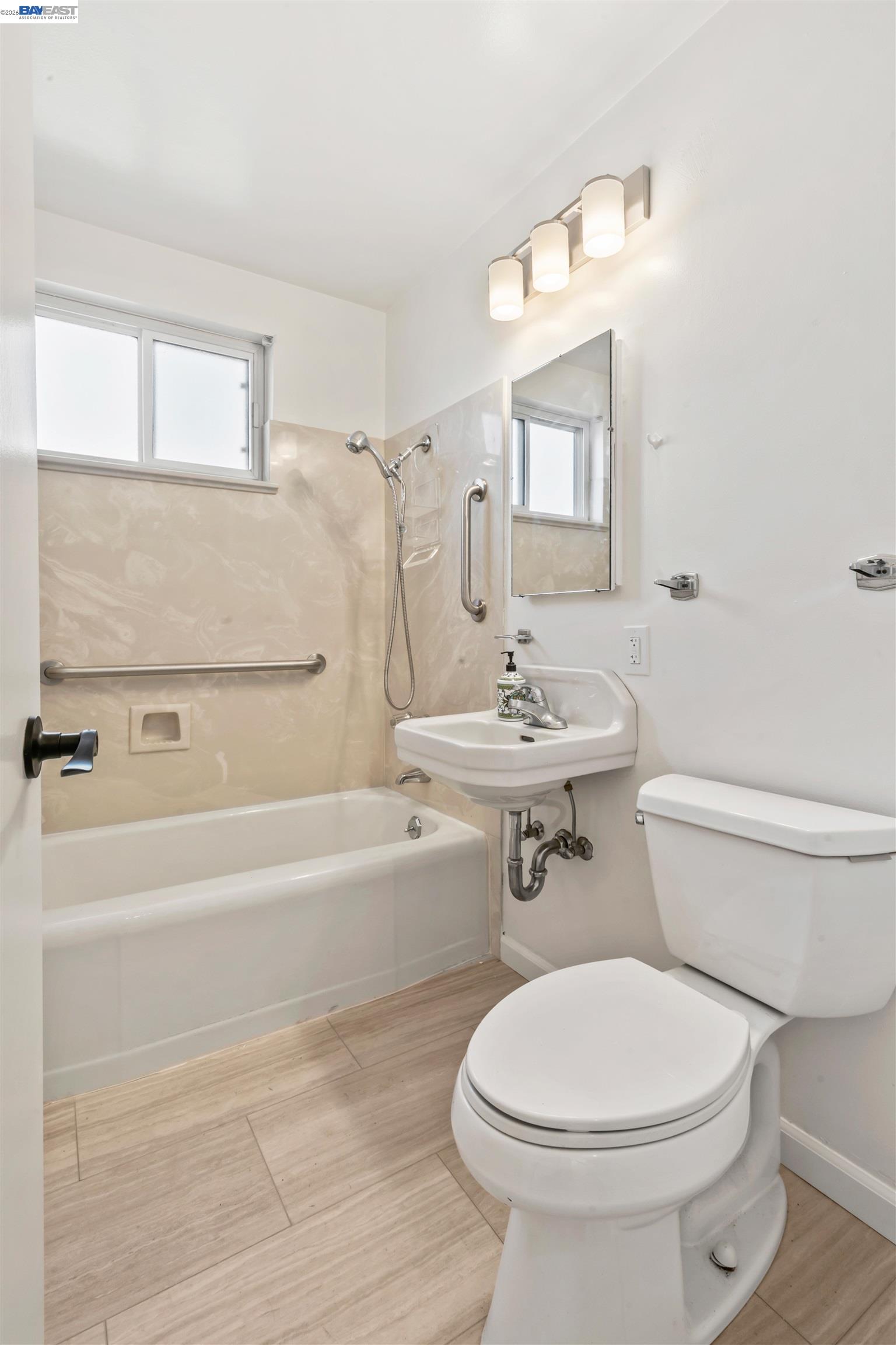 Detail Gallery Image 20 of 48 For 1573 Castro Street, San Leandro,  CA 94577 - 3 Beds | 1 Baths