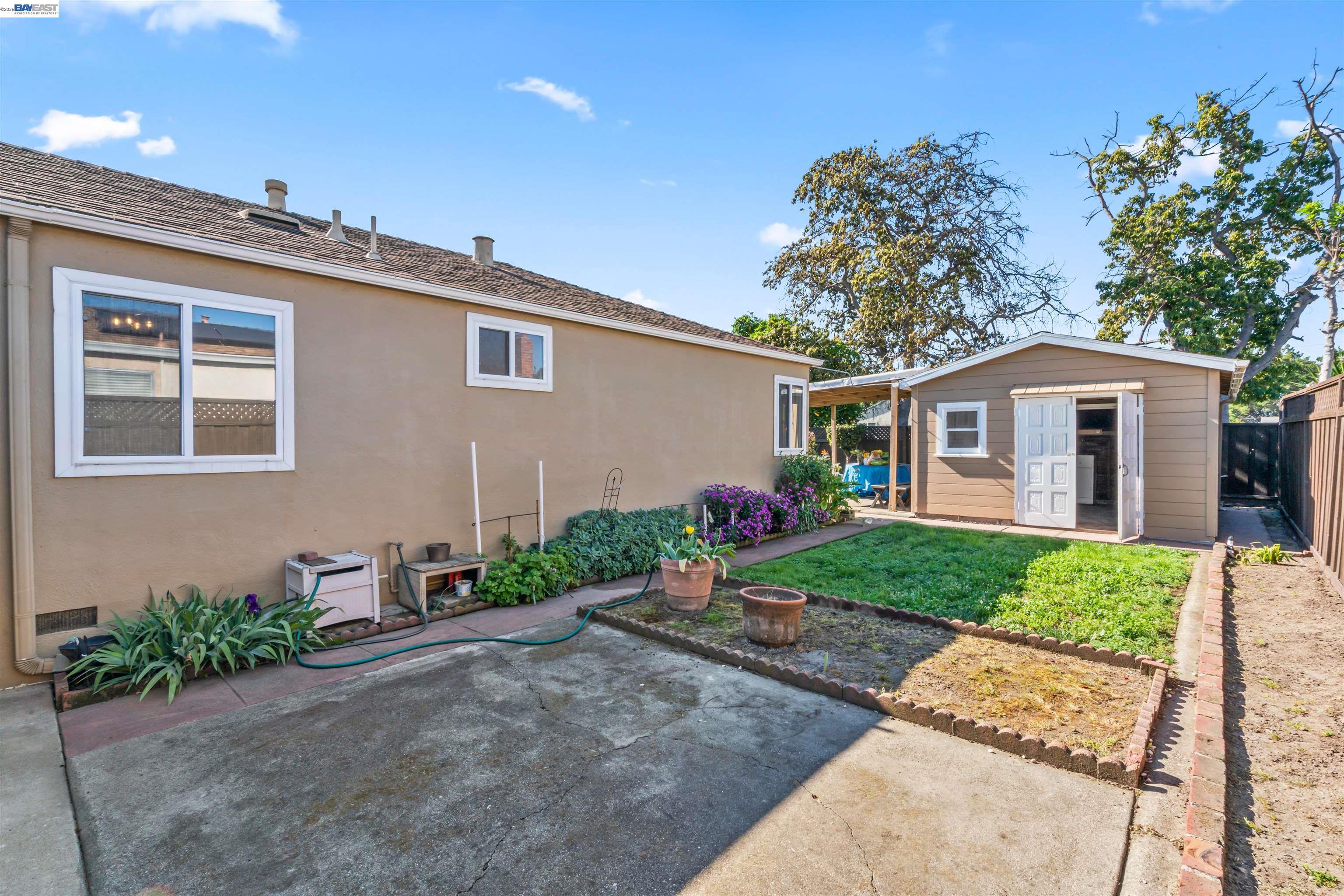 Detail Gallery Image 33 of 48 For 1573 Castro Street, San Leandro,  CA 94577 - 3 Beds | 1 Baths