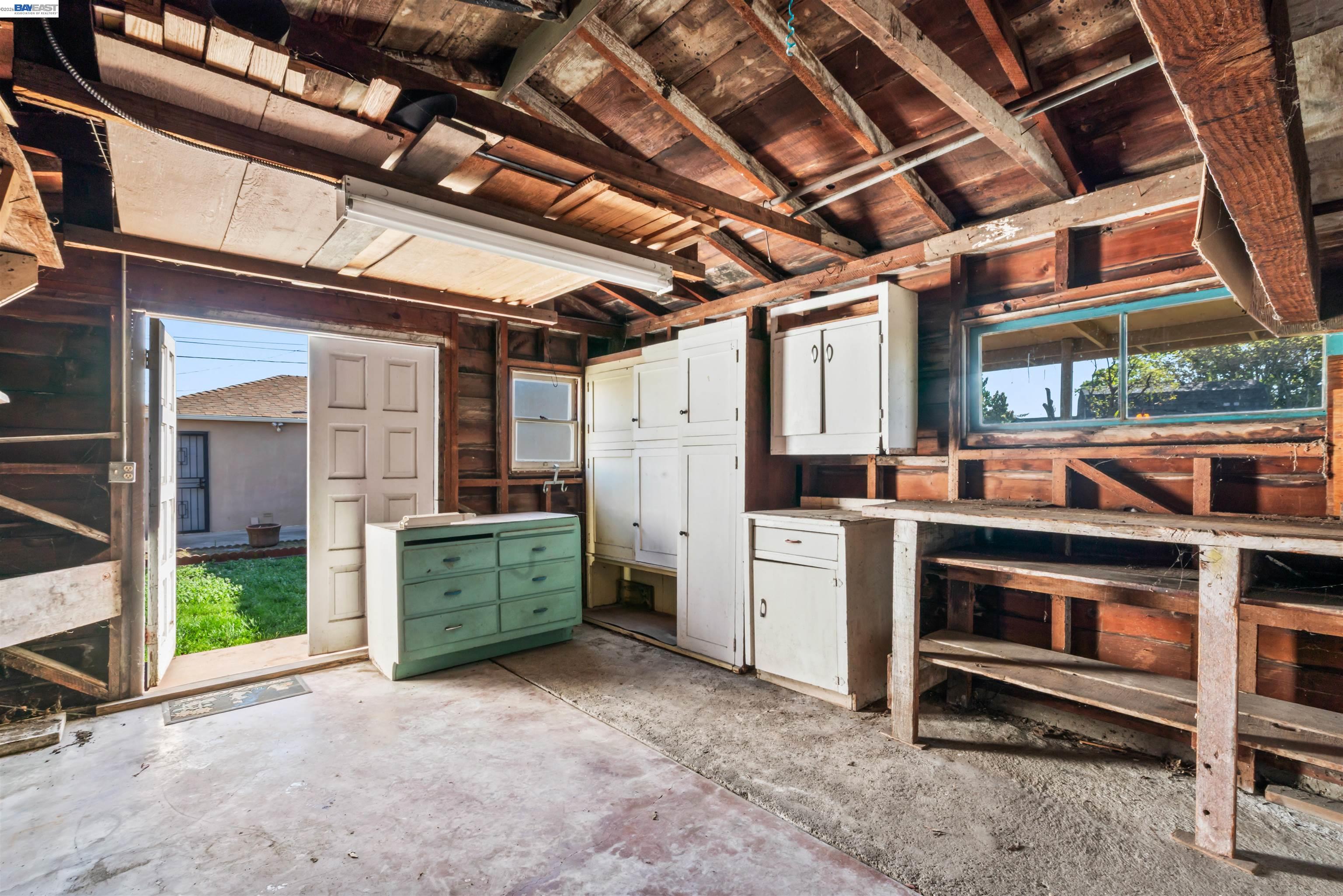 Detail Gallery Image 37 of 48 For 1573 Castro Street, San Leandro,  CA 94577 - 3 Beds | 1 Baths