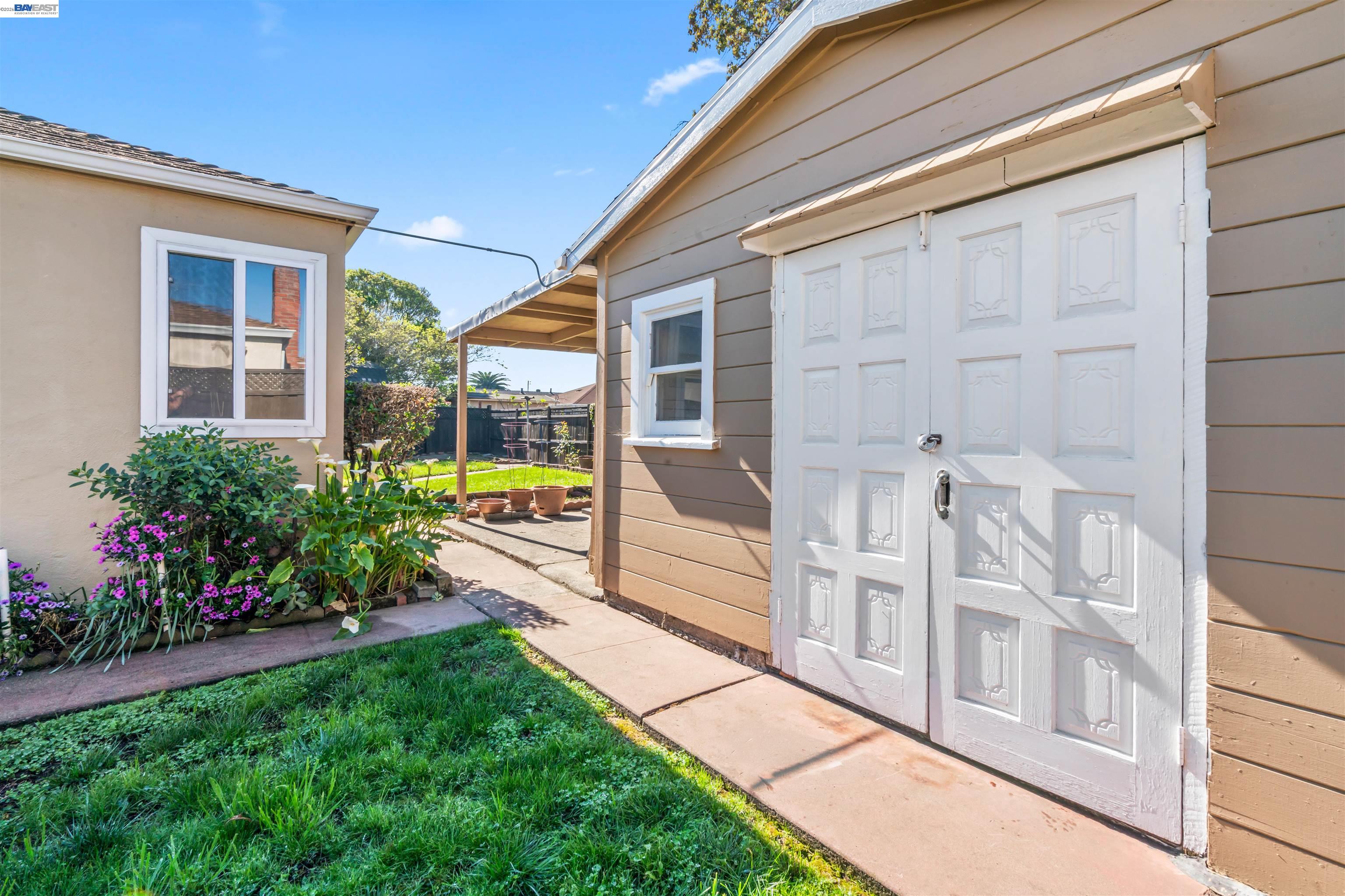 Detail Gallery Image 38 of 48 For 1573 Castro Street, San Leandro,  CA 94577 - 3 Beds | 1 Baths