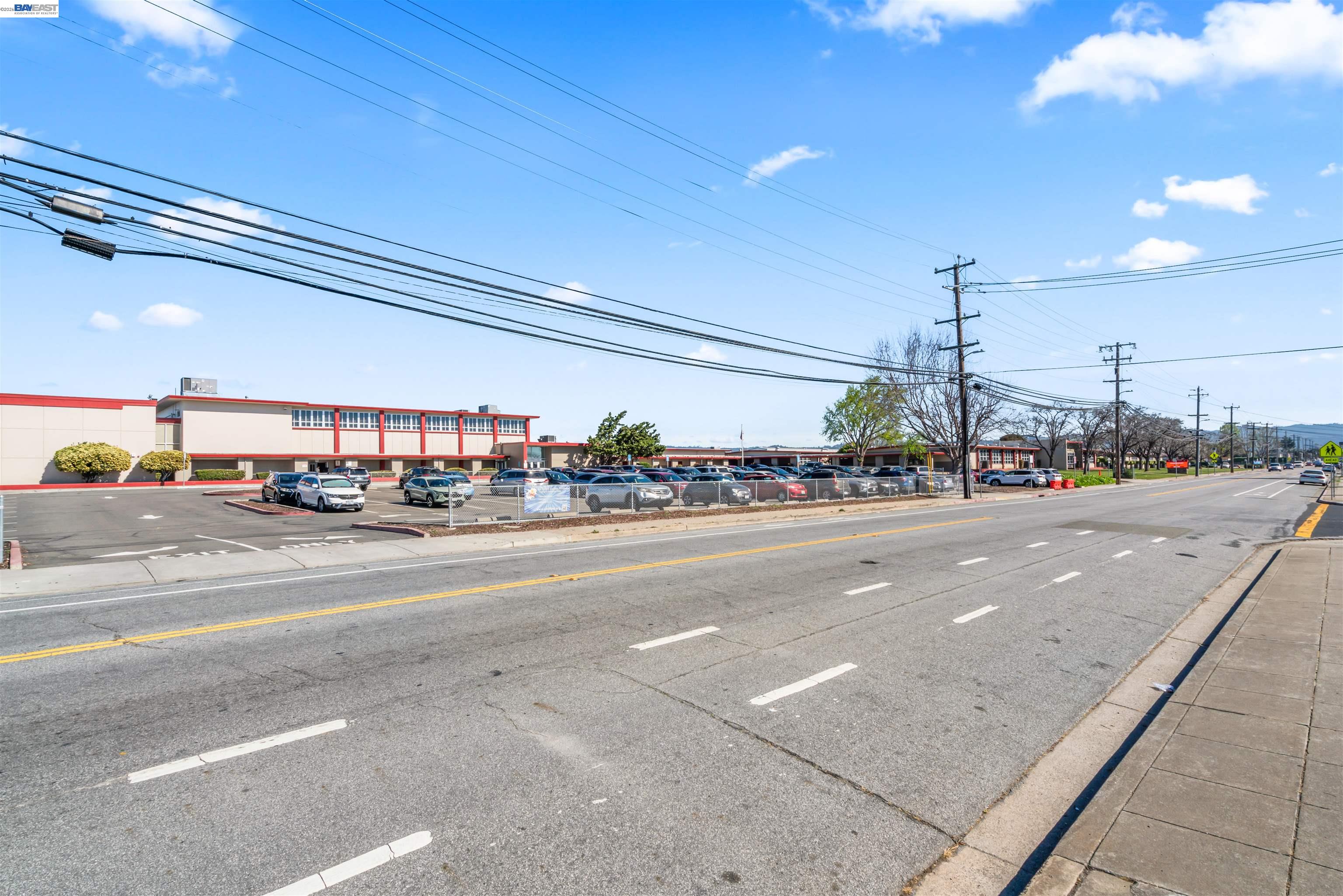 Detail Gallery Image 46 of 48 For 1573 Castro Street, San Leandro,  CA 94577 - 3 Beds | 1 Baths