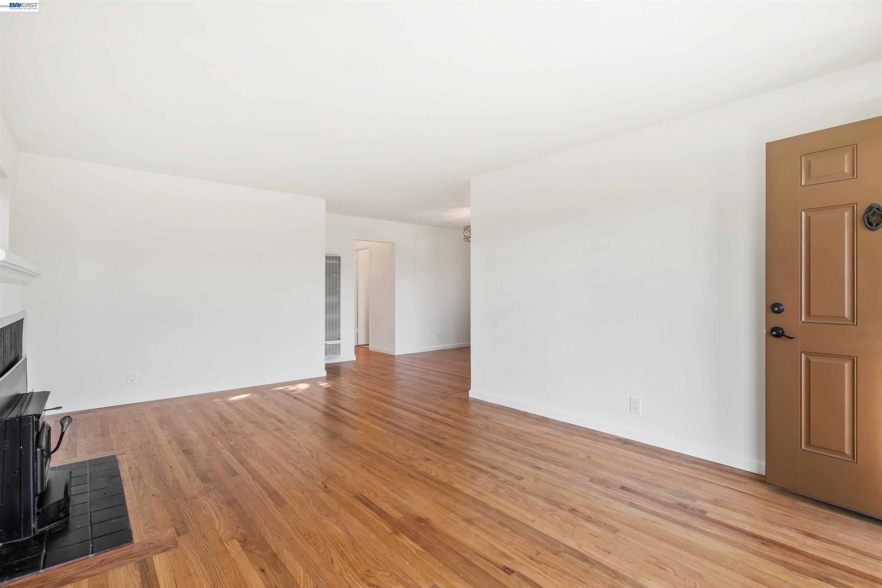 Detail Gallery Image 6 of 48 For 1573 Castro Street, San Leandro,  CA 94577 - 3 Beds | 1 Baths