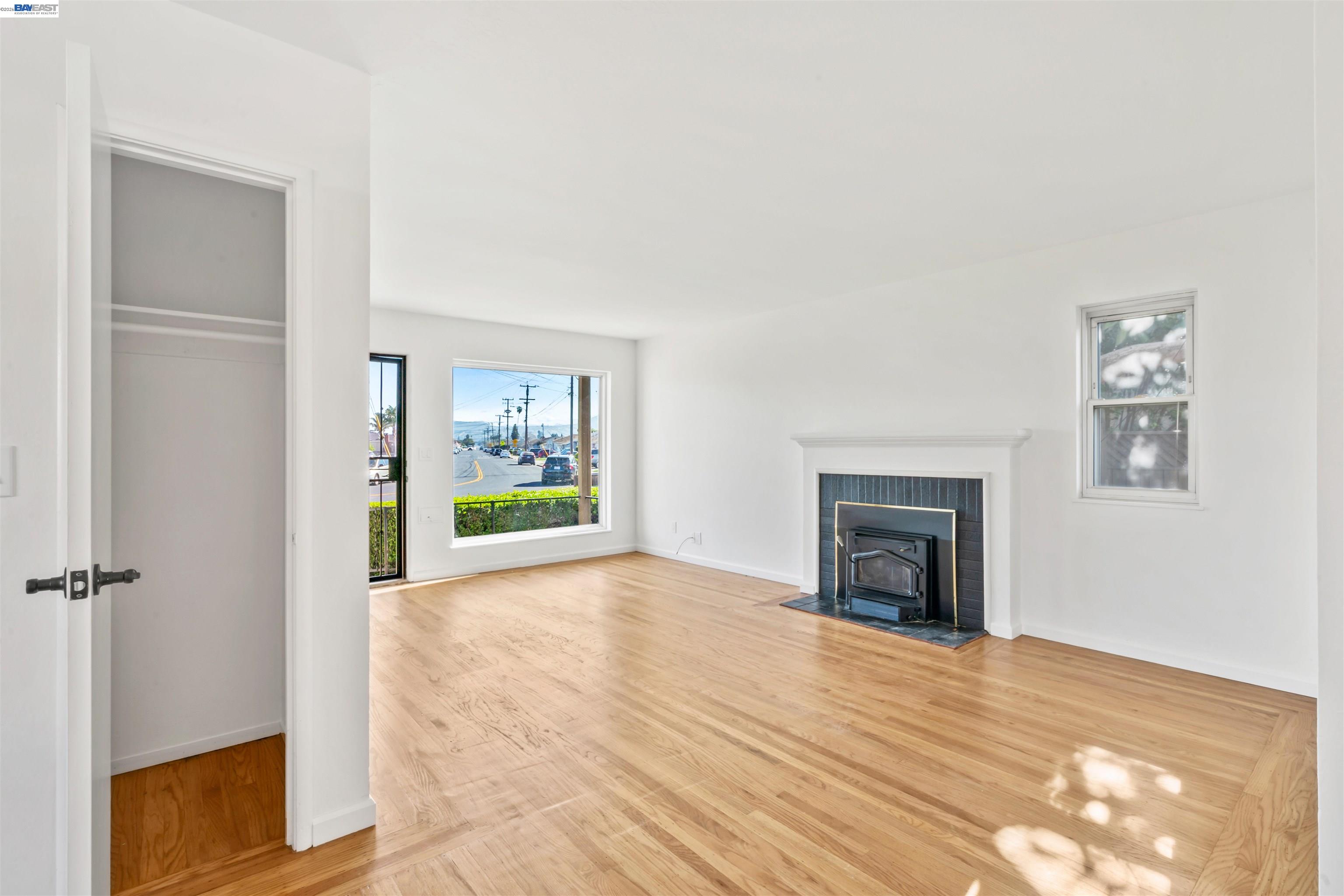 Detail Gallery Image 10 of 48 For 1573 Castro Street, San Leandro,  CA 94577 - 3 Beds | 1 Baths