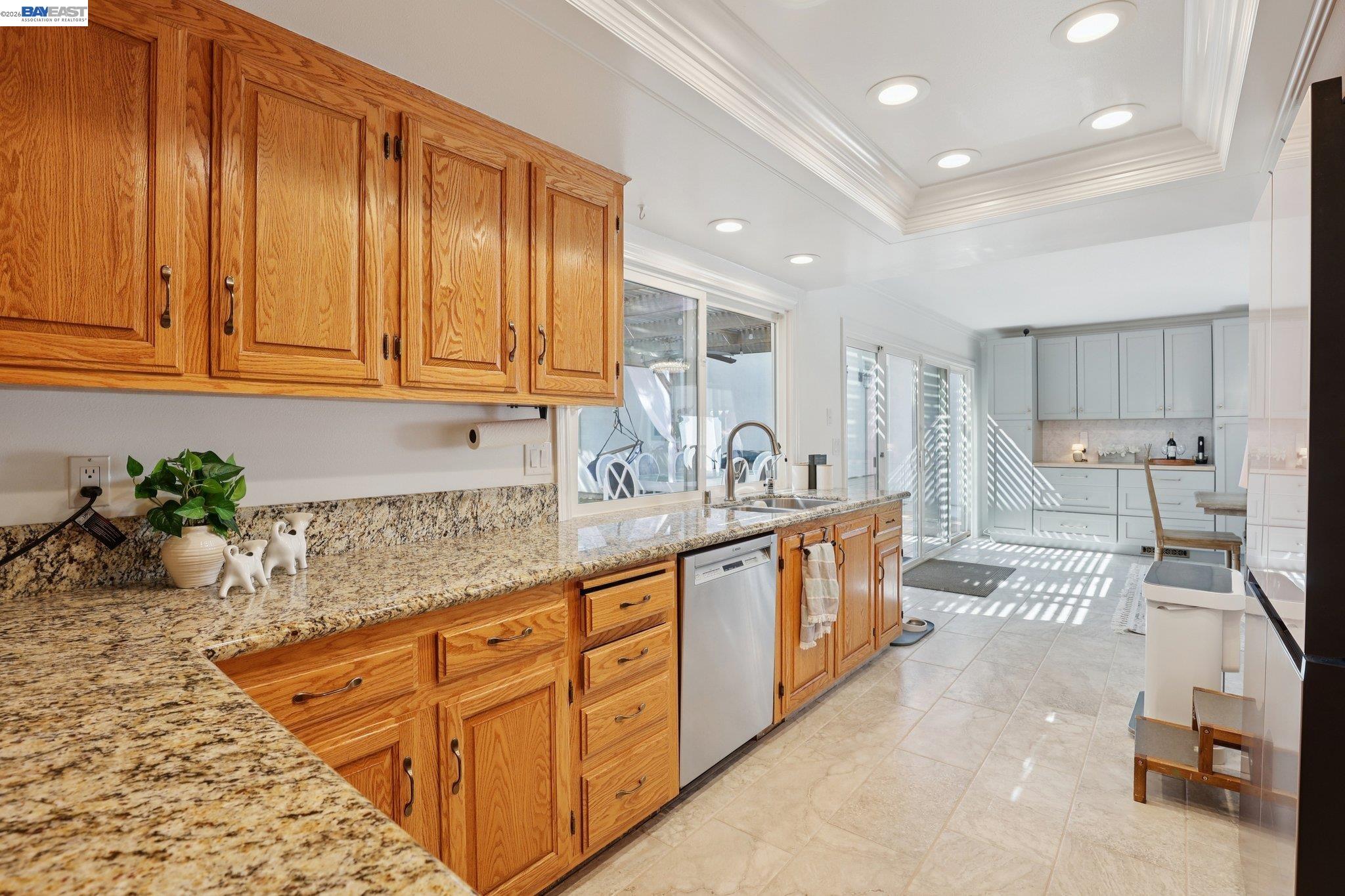 Detail Gallery Image 14 of 53 For 2633 Regent Rd, Livermore,  CA 94550 - 5 Beds | 3/1 Baths