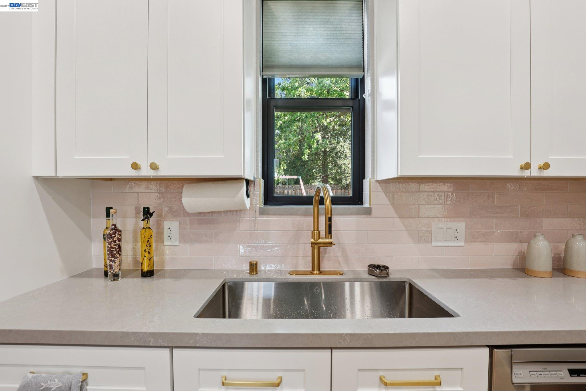 Detail Gallery Image 32 of 53 For 2633 Regent Rd, Livermore,  CA 94550 - 5 Beds | 3/1 Baths