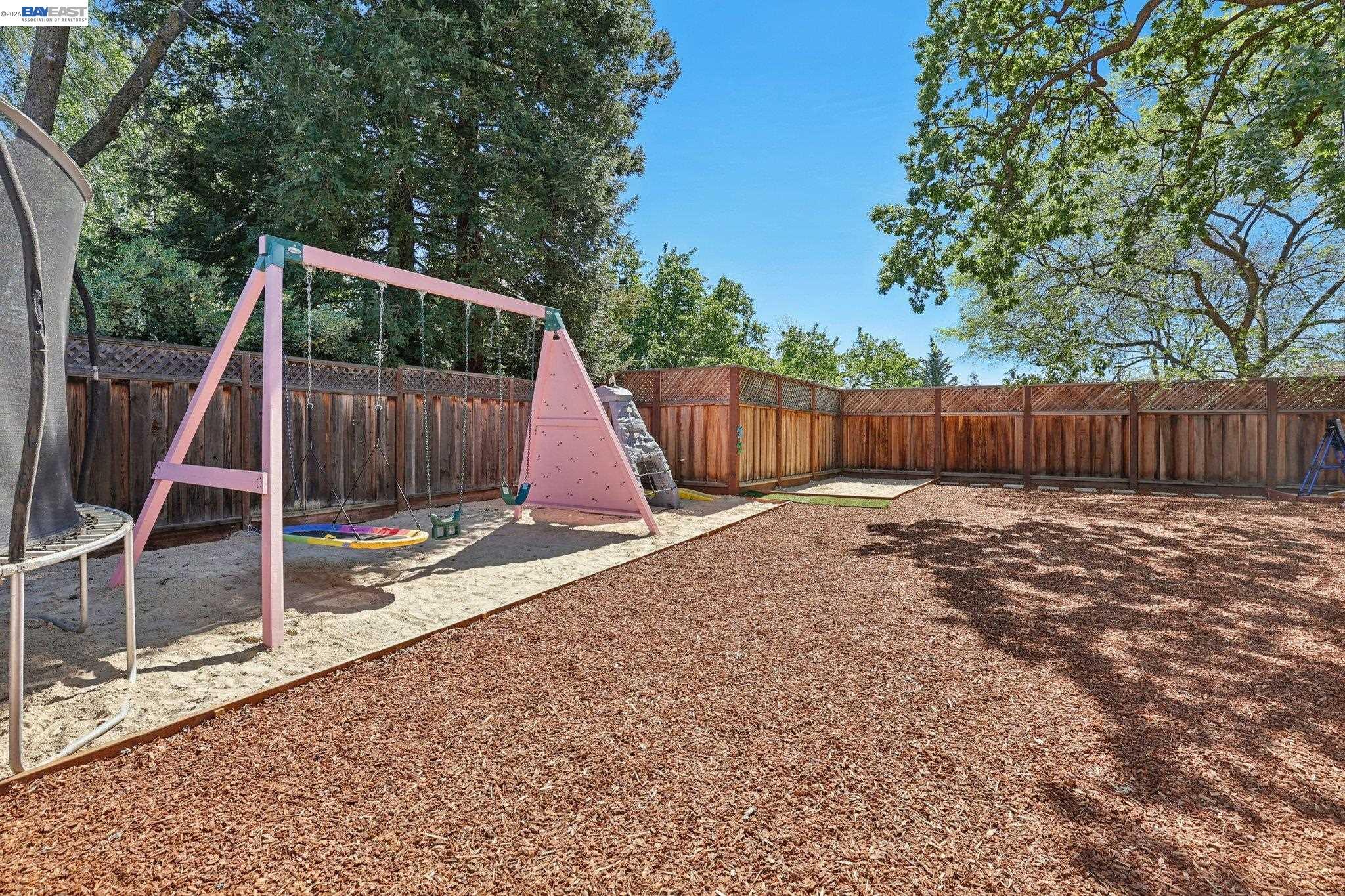 Detail Gallery Image 41 of 53 For 2633 Regent Rd, Livermore,  CA 94550 - 5 Beds | 3/1 Baths