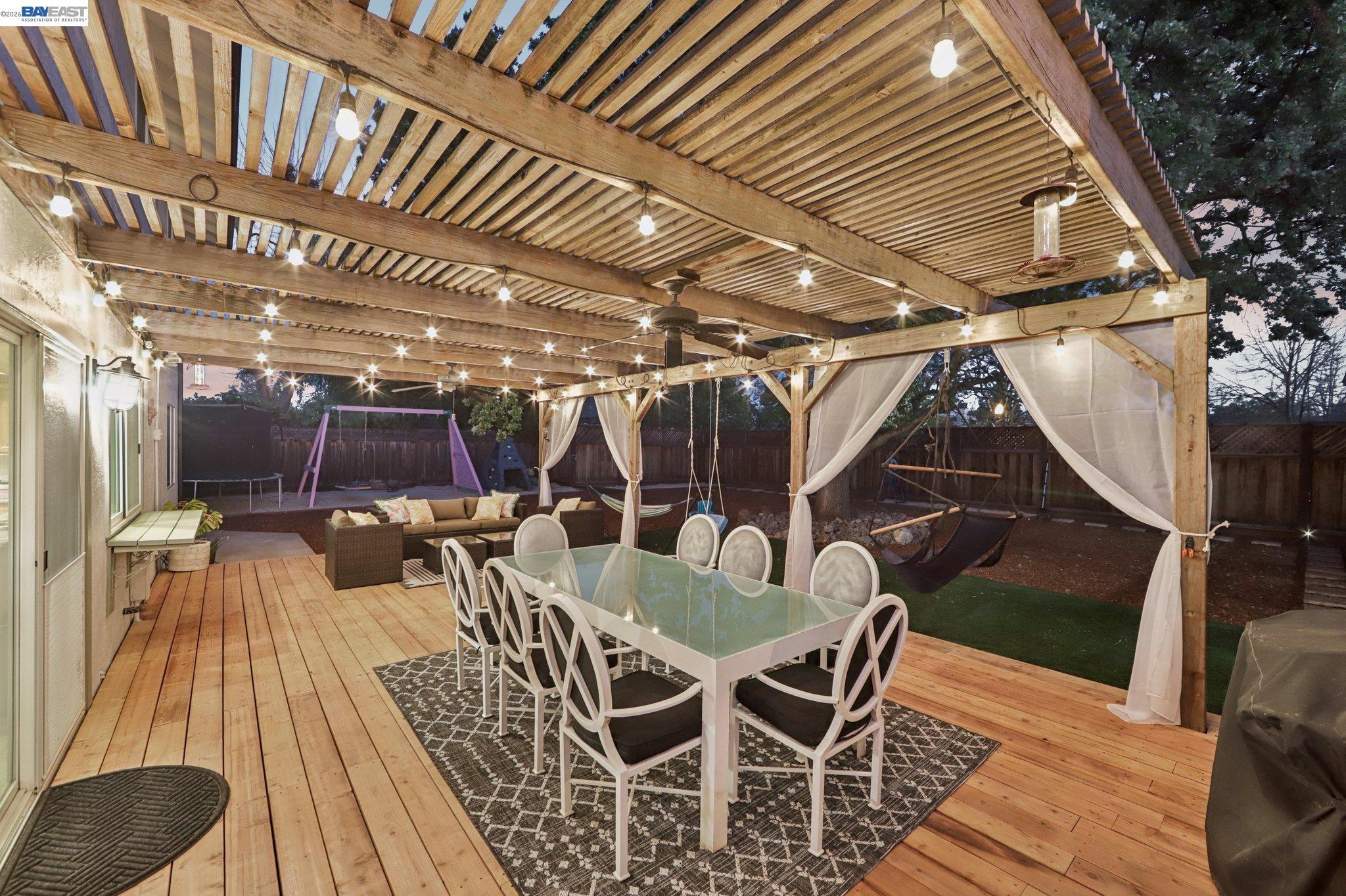 Detail Gallery Image 42 of 53 For 2633 Regent Rd, Livermore,  CA 94550 - 5 Beds | 3/1 Baths