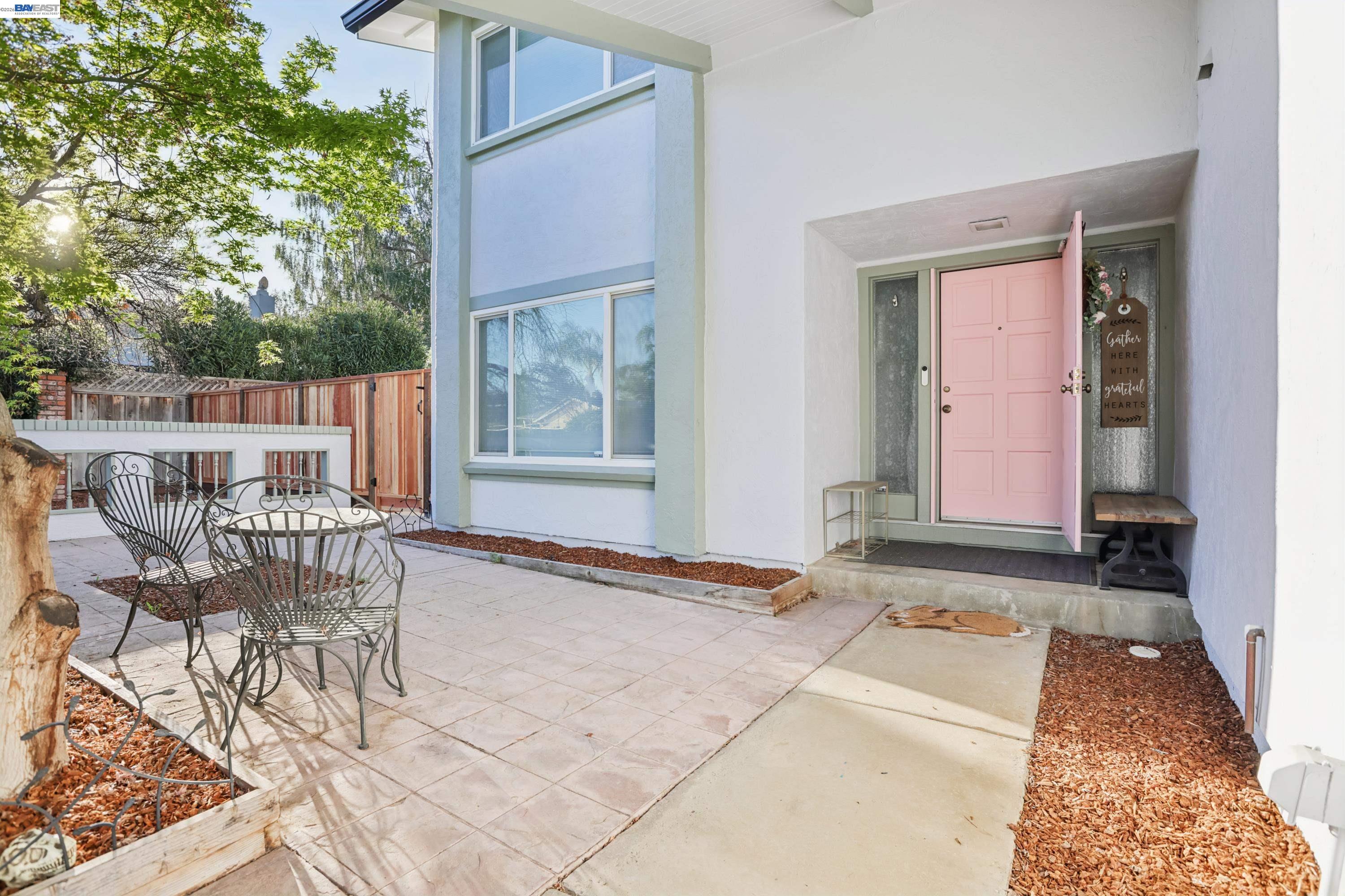 Detail Gallery Image 7 of 53 For 2633 Regent Rd, Livermore,  CA 94550 - 5 Beds | 3/1 Baths