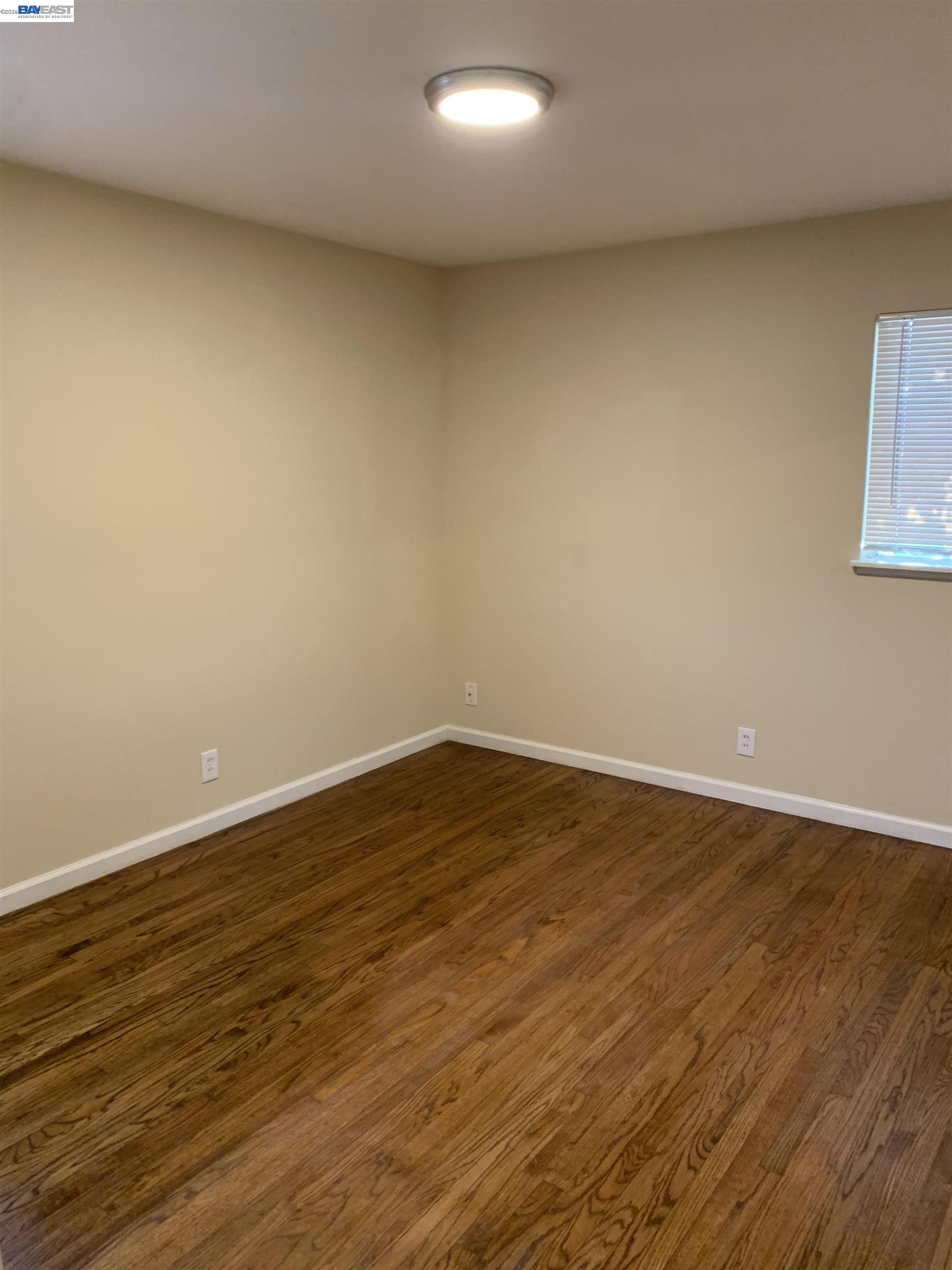 Detail Gallery Image 12 of 26 For 26730 Tyrrell Ave., Hayward,  CA 94544 - 4 Beds | 2 Baths