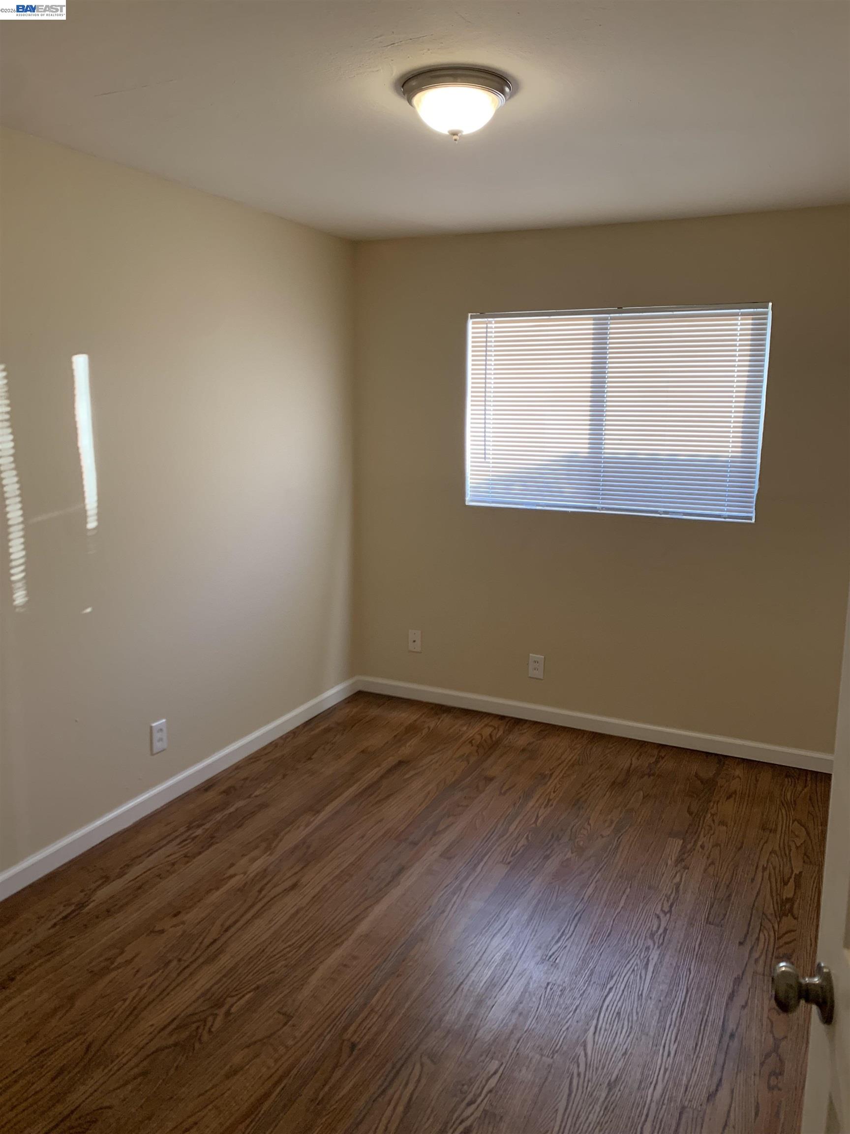 Detail Gallery Image 13 of 26 For 26730 Tyrrell Ave., Hayward,  CA 94544 - 4 Beds | 2 Baths