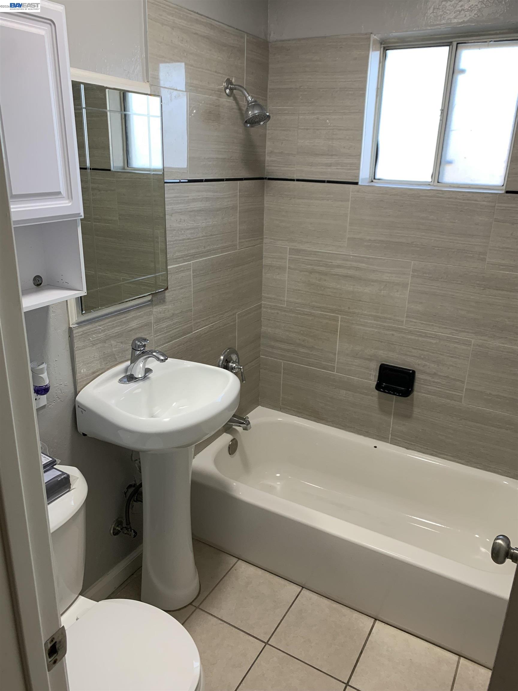 Detail Gallery Image 26 of 26 For 26730 Tyrrell Ave., Hayward,  CA 94544 - 4 Beds | 2 Baths