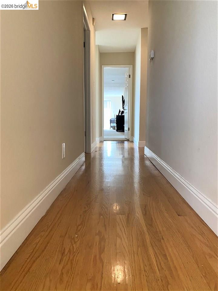 Detail Gallery Image 6 of 16 For 235 Donegal Way, Martinez,  CA 94553 - 3 Beds | 2 Baths