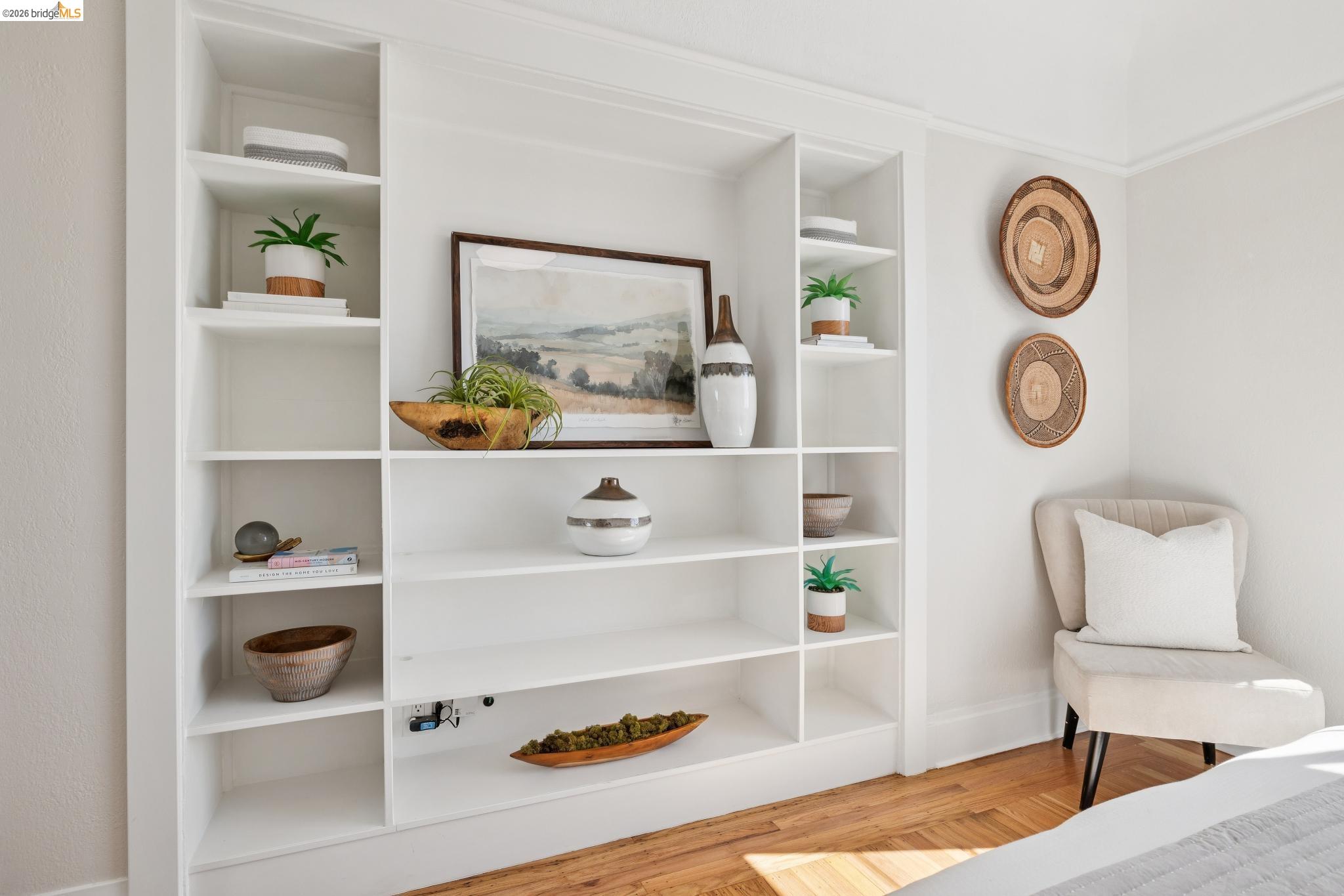 Detail Gallery Image 12 of 60 For 2161 48th Ave, Oakland,  CA 94601 - 2 Beds | 2/1 Baths